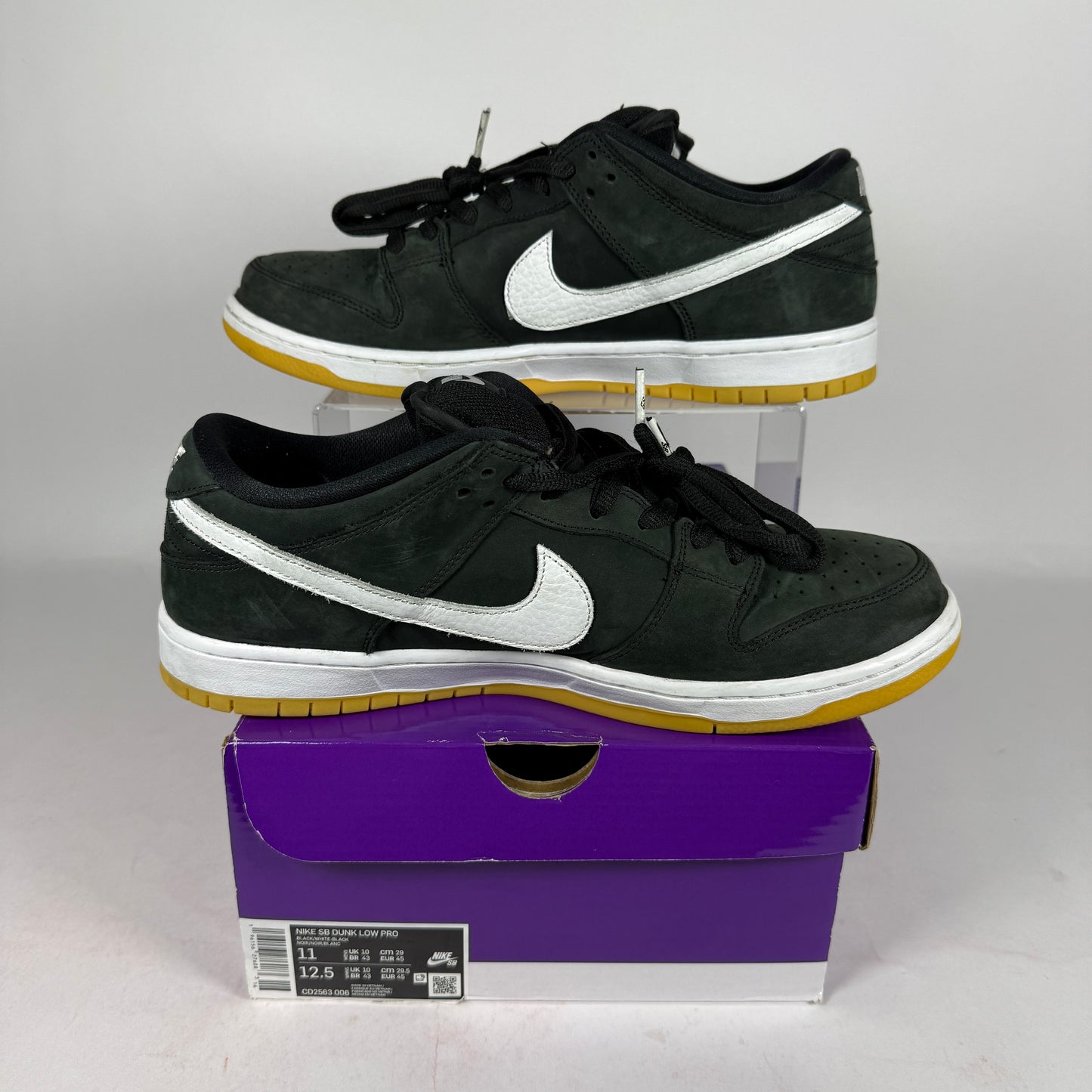 Nike SB Dunk Low Black Gum *pre-owned* (SIZE 11)