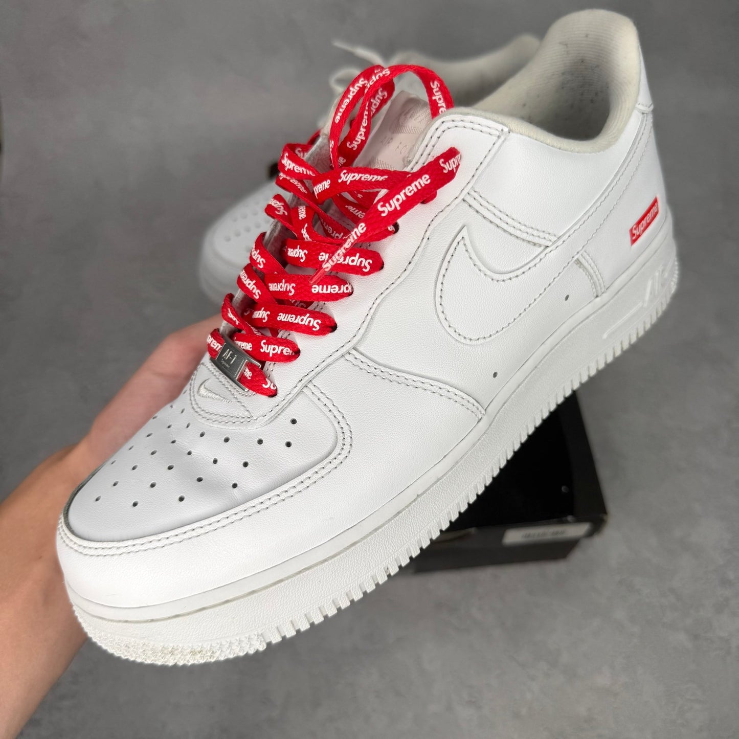 Nike Air Force 1 Low Supreme White *pre - owned* SIZE 8.5 - Kicks Collective PA - Nike - CU9225 - 100 - Men's Shoes - 8.5M/10W - Pre - Owned