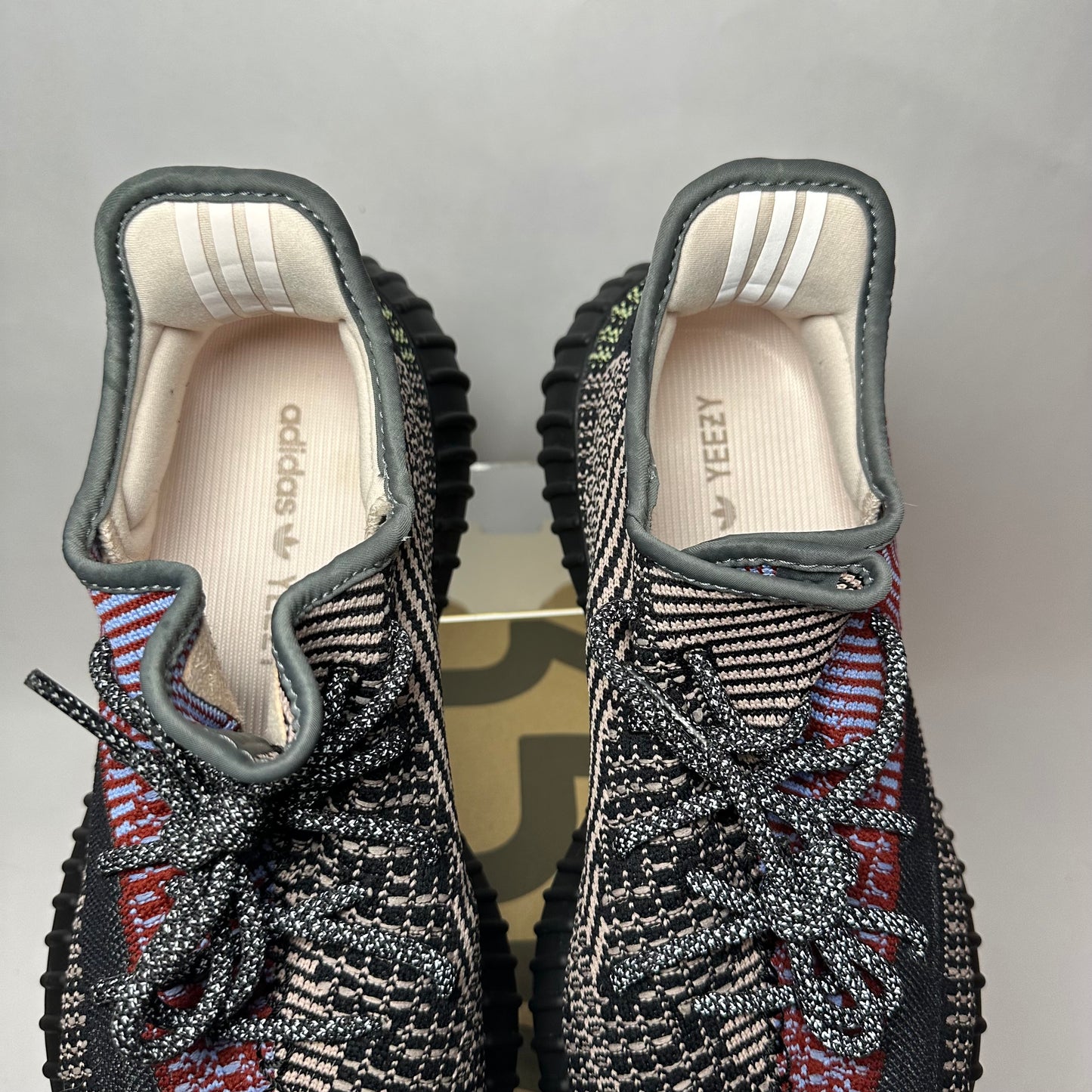 adidas Yeezy Boost 350 V2 Yecheil (Non-Reflective) *pre-owned* (SIZE 10.5)