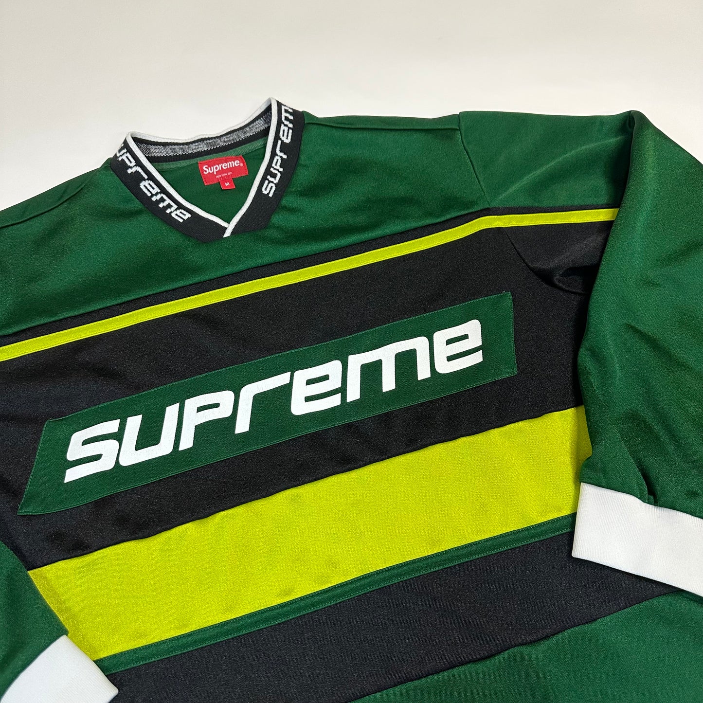 Supreme Warm Up Hockey Jersey Dark Green Yellow *pre-owned* (SIZE MEDIUM)