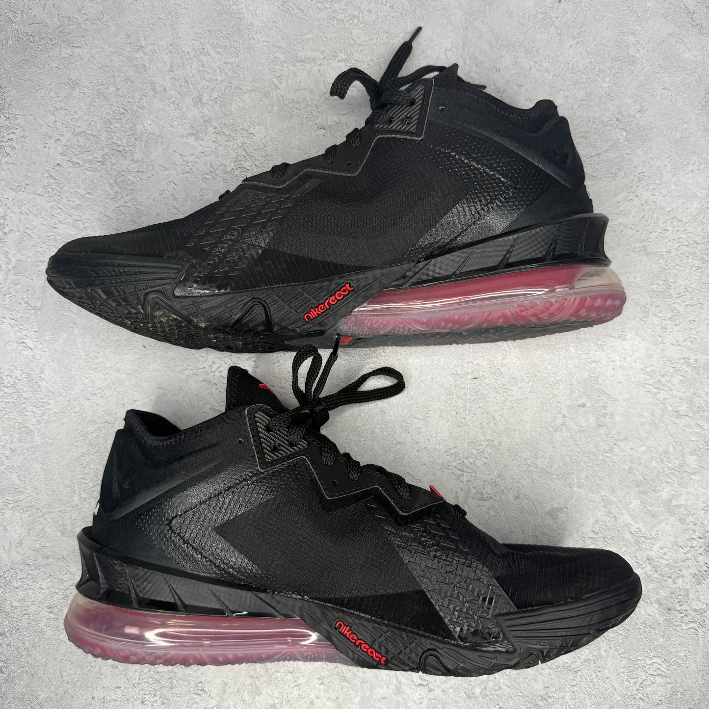 Nike LeBron 18 Low Black Red *pre-owned* SIZE 12