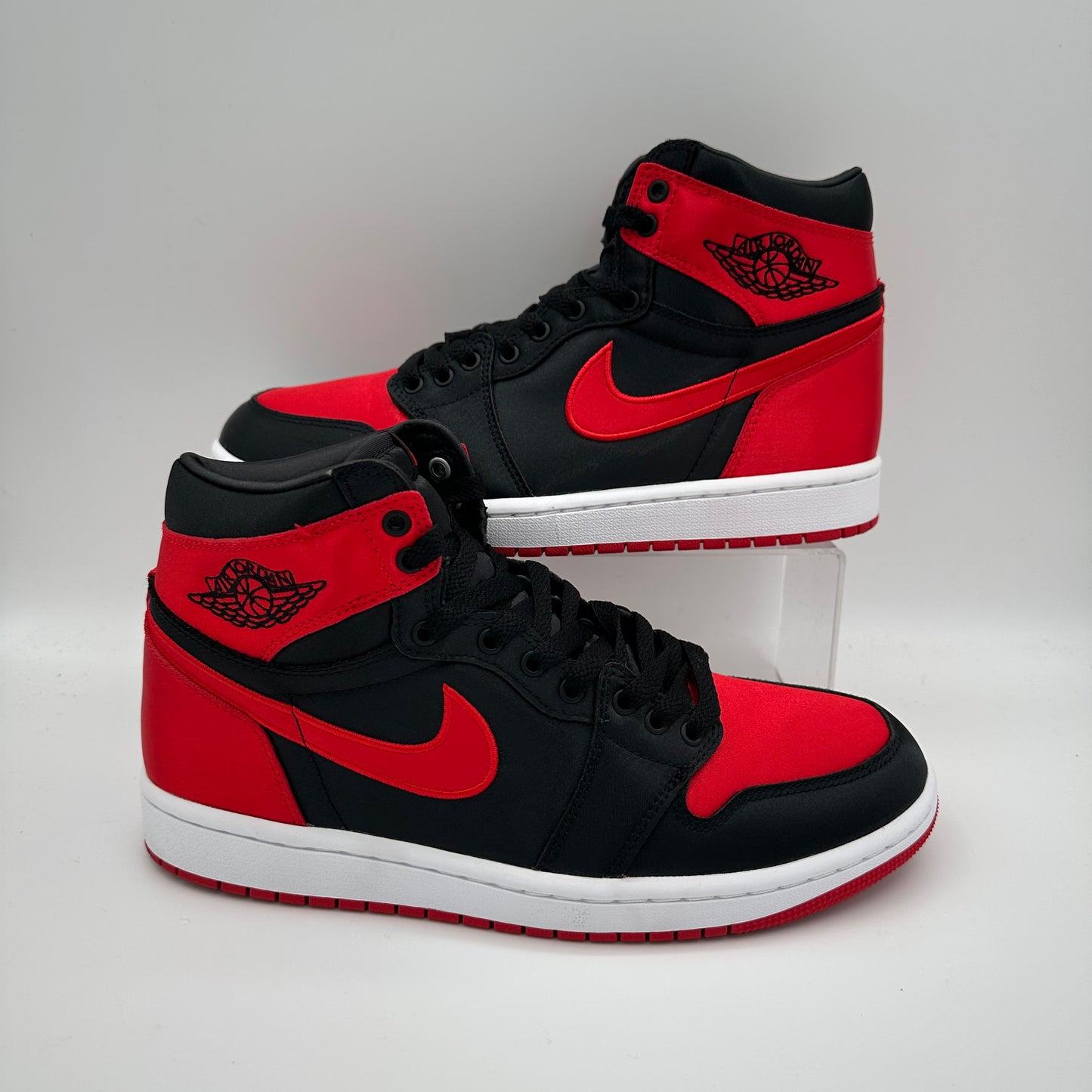 Jordan 1 Retro High OG Satin Bred (Women’s) *pre-owned* (SIZE 9W)