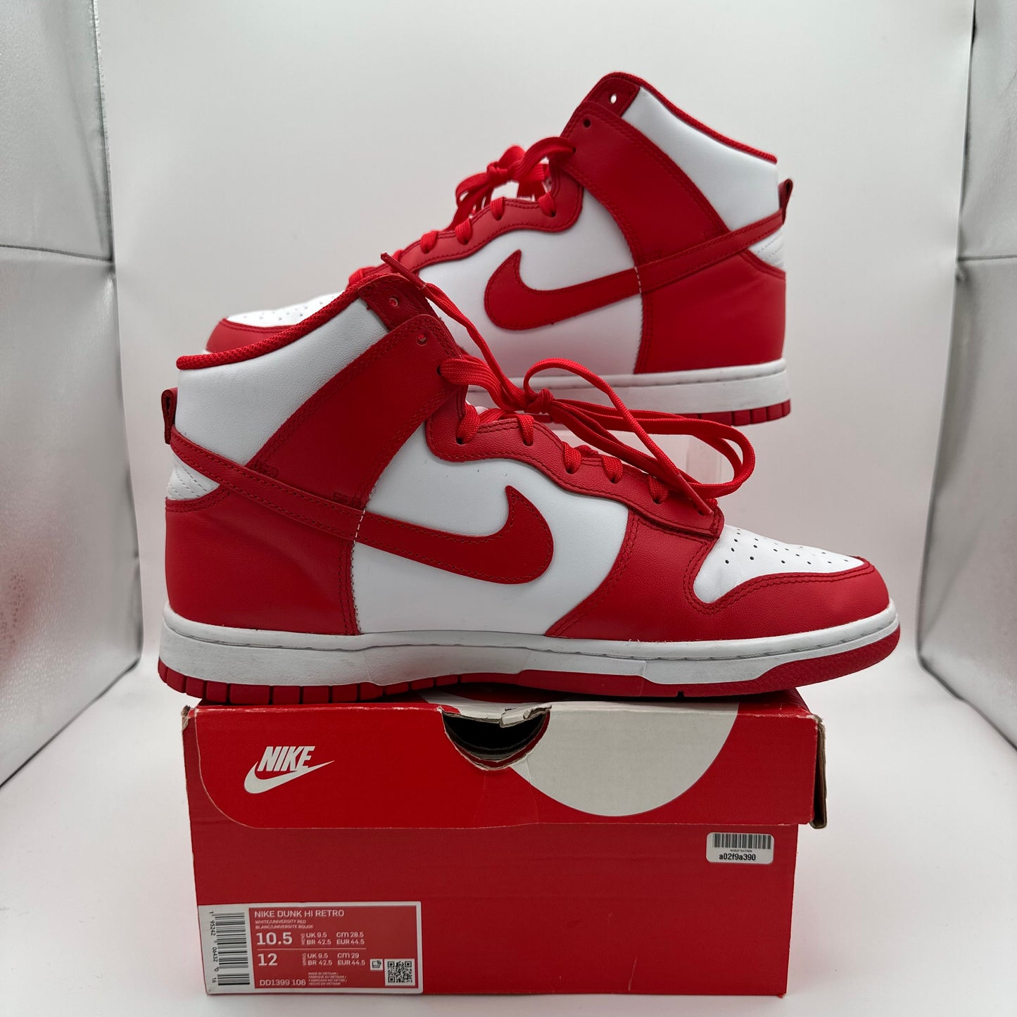 Nike Dunk High Championship White Red *pre-owned* (SIZE 10.5)