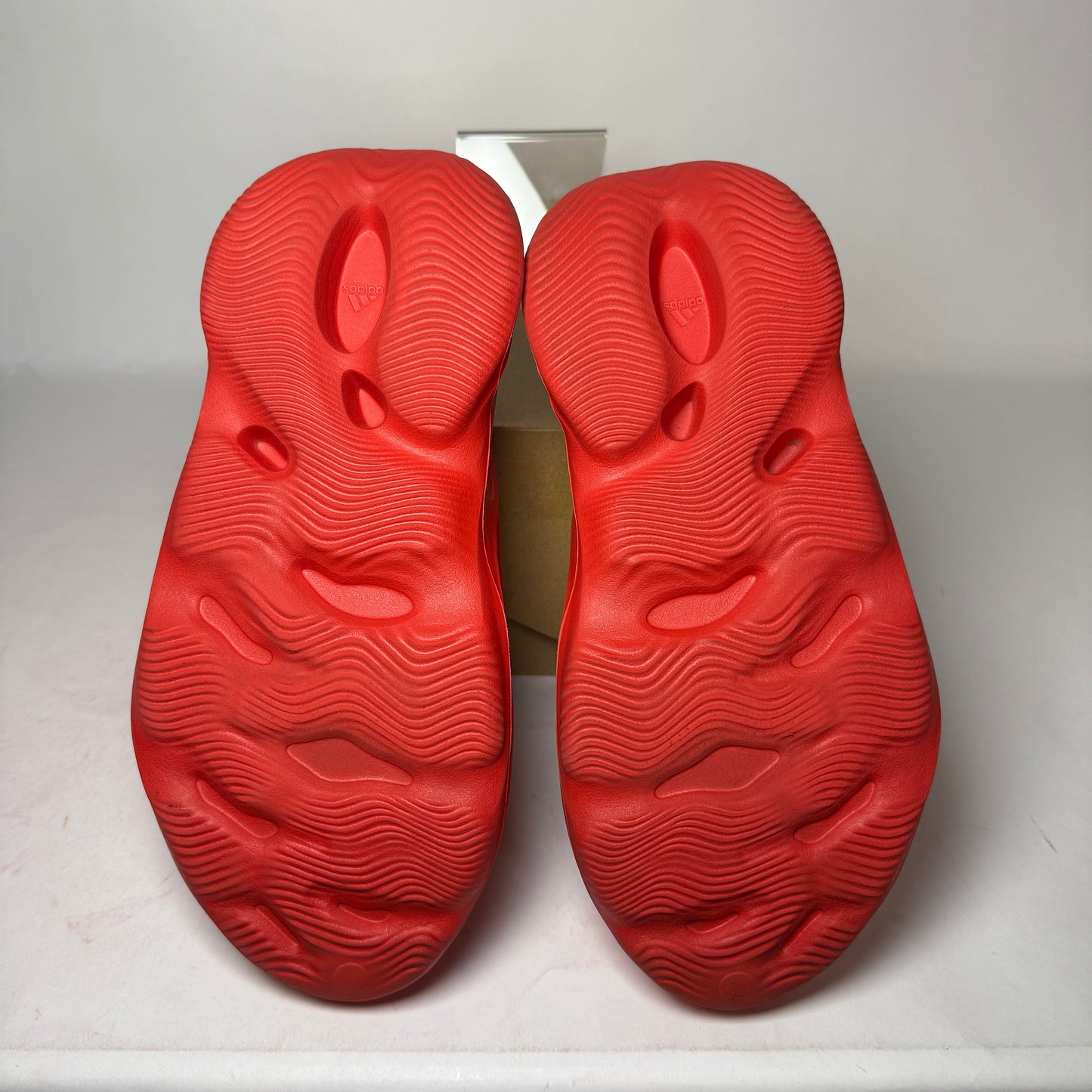 adidas Yeezy Foam Runner Vermillion Red *pre-owned* (SIZE 11) fits small