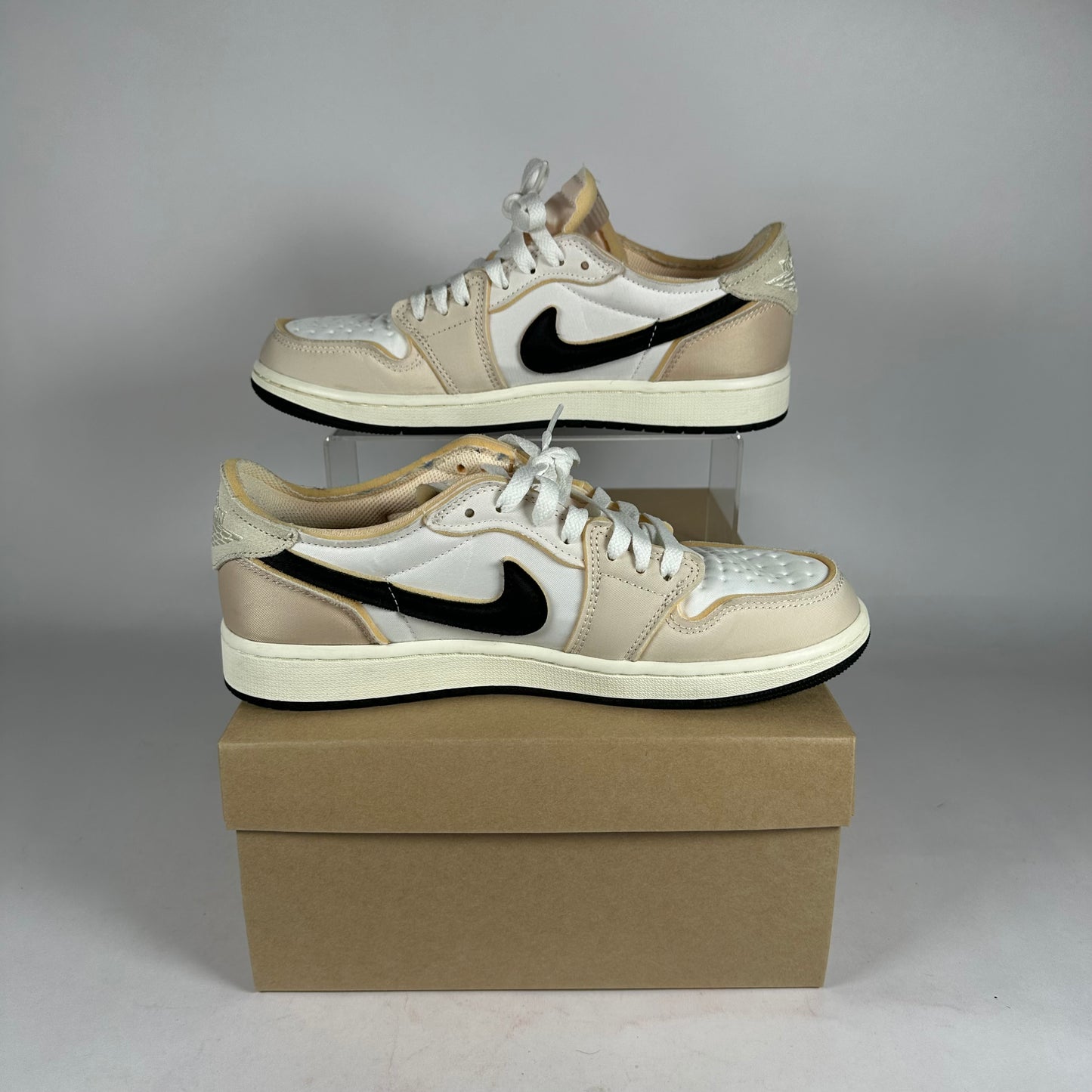 Jordan 1 Low EX Coconut Milk *pre-owned* size 9