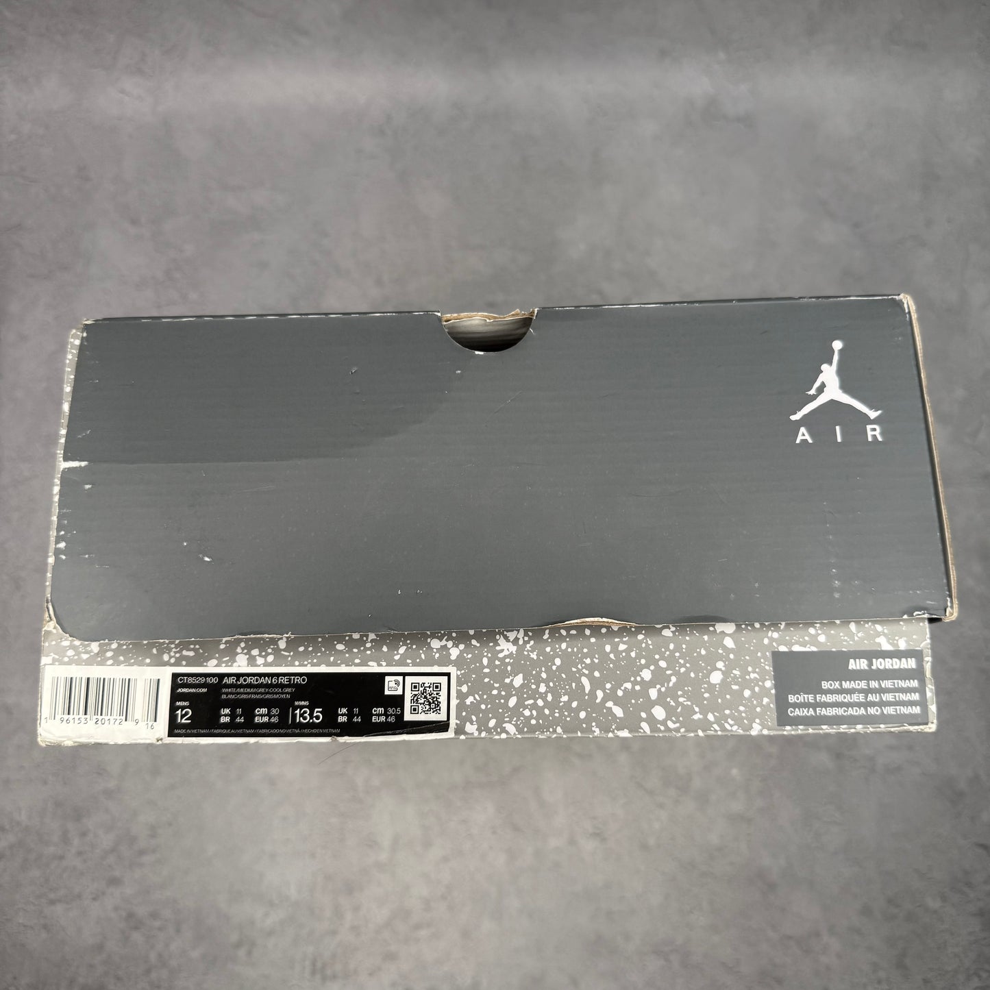 Jordan 6 Retro Cool Grey *pre-owned* SIZE 12