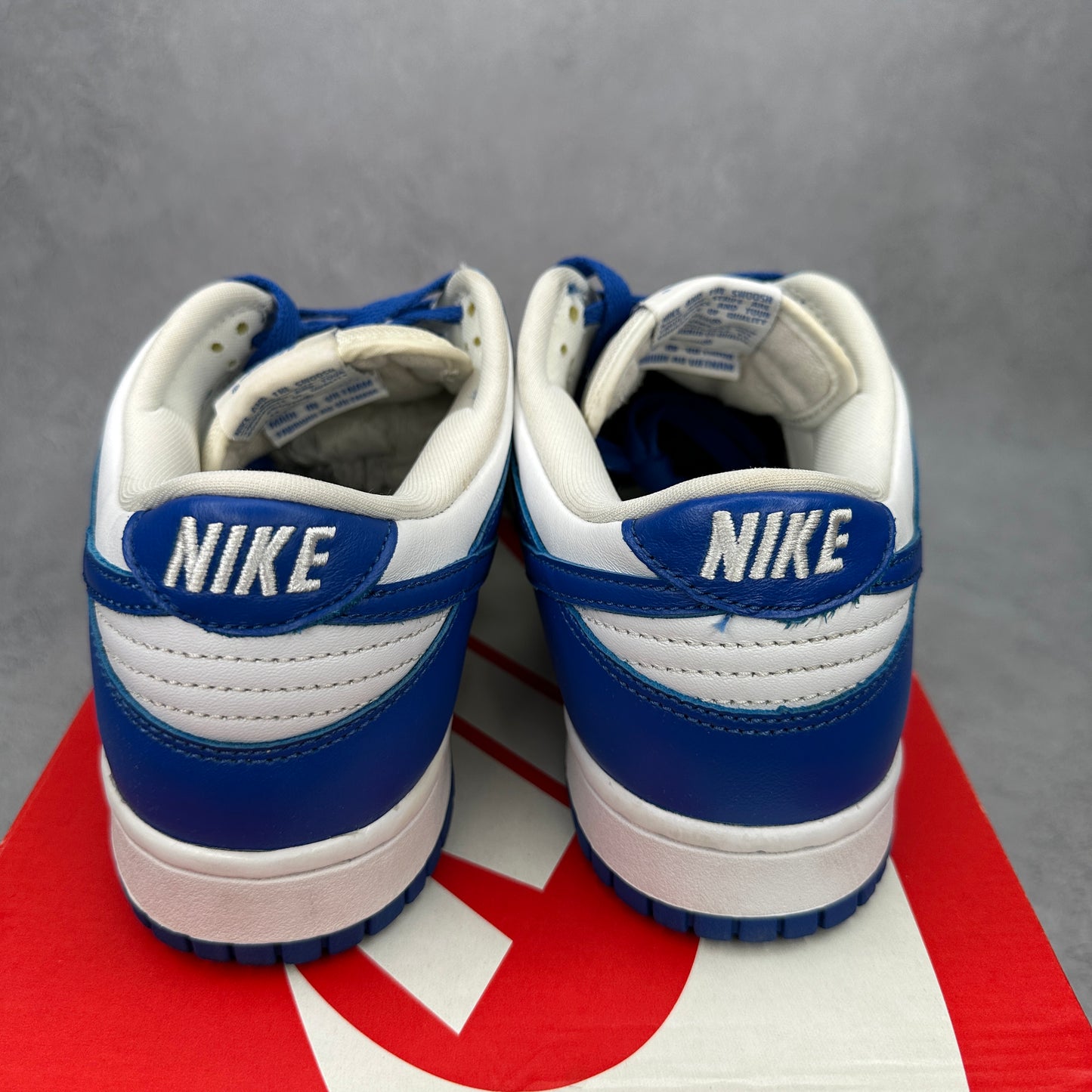 Nike Dunk Low SP Kentucky * pre-owned* SIZE 9