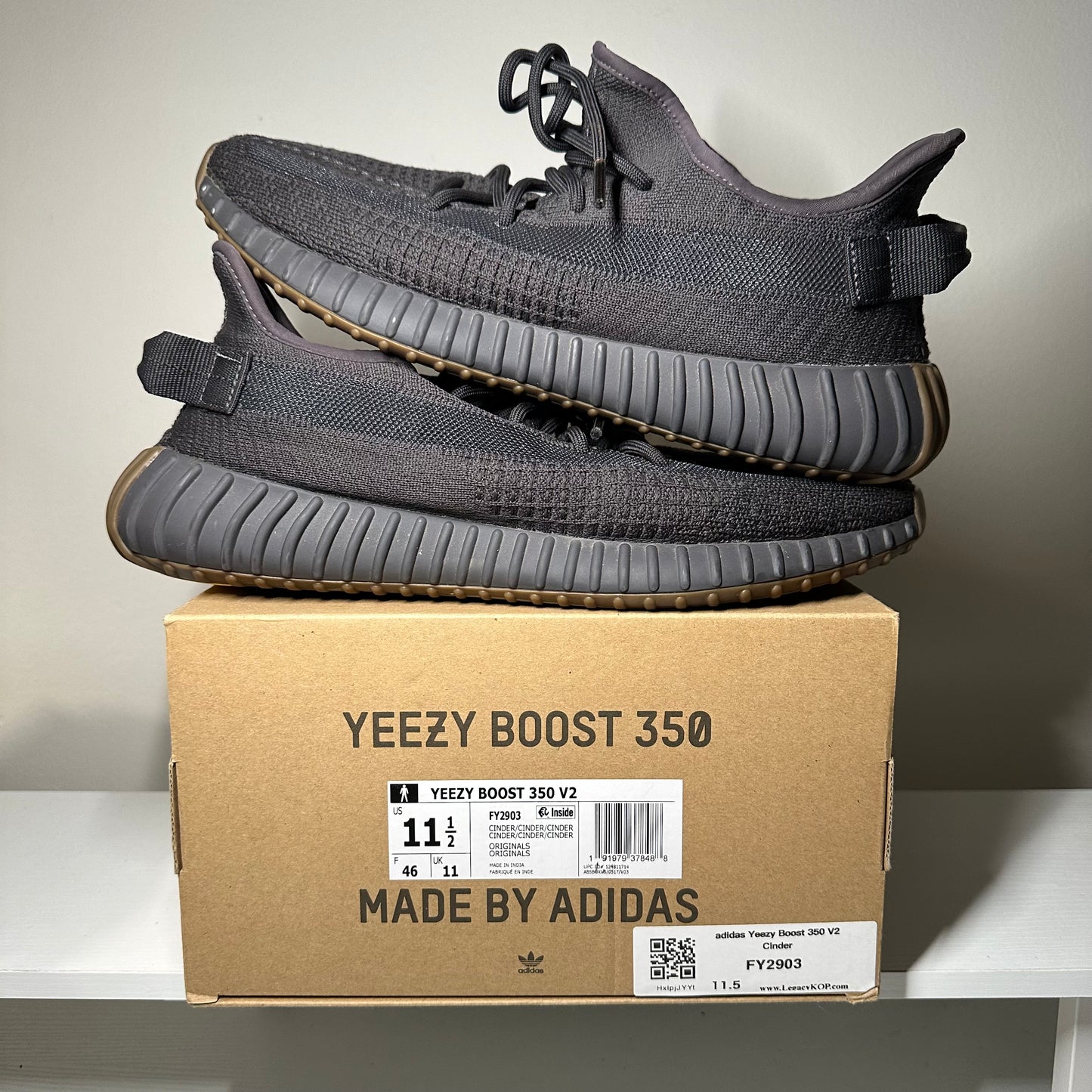adidas Yeezy Boost 350 V2 Cinder *pre-owned* (SIZE 11.5)