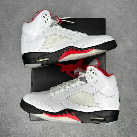 Jordan 5 Retro Fire Red Silver Tongue (2020) VNDS *pre-owned* SIZE 9