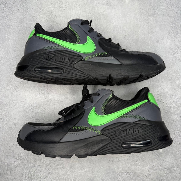 Nike Air Max Excee Green Strike *pre - owned* SIZE 9.5 - Kicks Collective PA - Nike - CZ9204-001 - Men's Shoes - 9.5M/11W - Pre - Owned - No Box