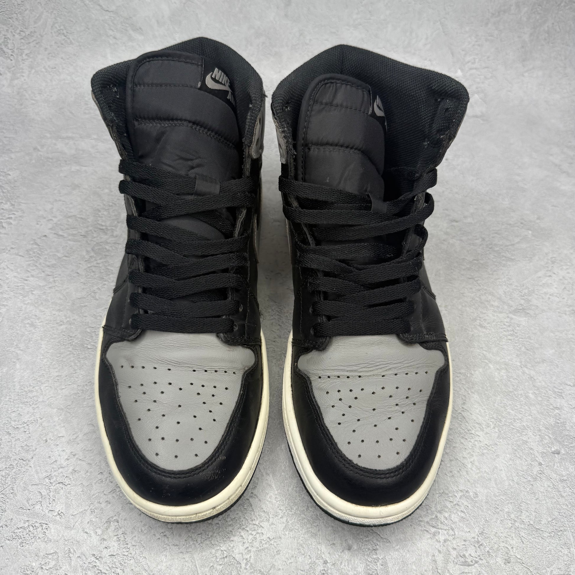 Jordan 1 Retro Shadow (2013) *pre-owned* SIZE 8.5