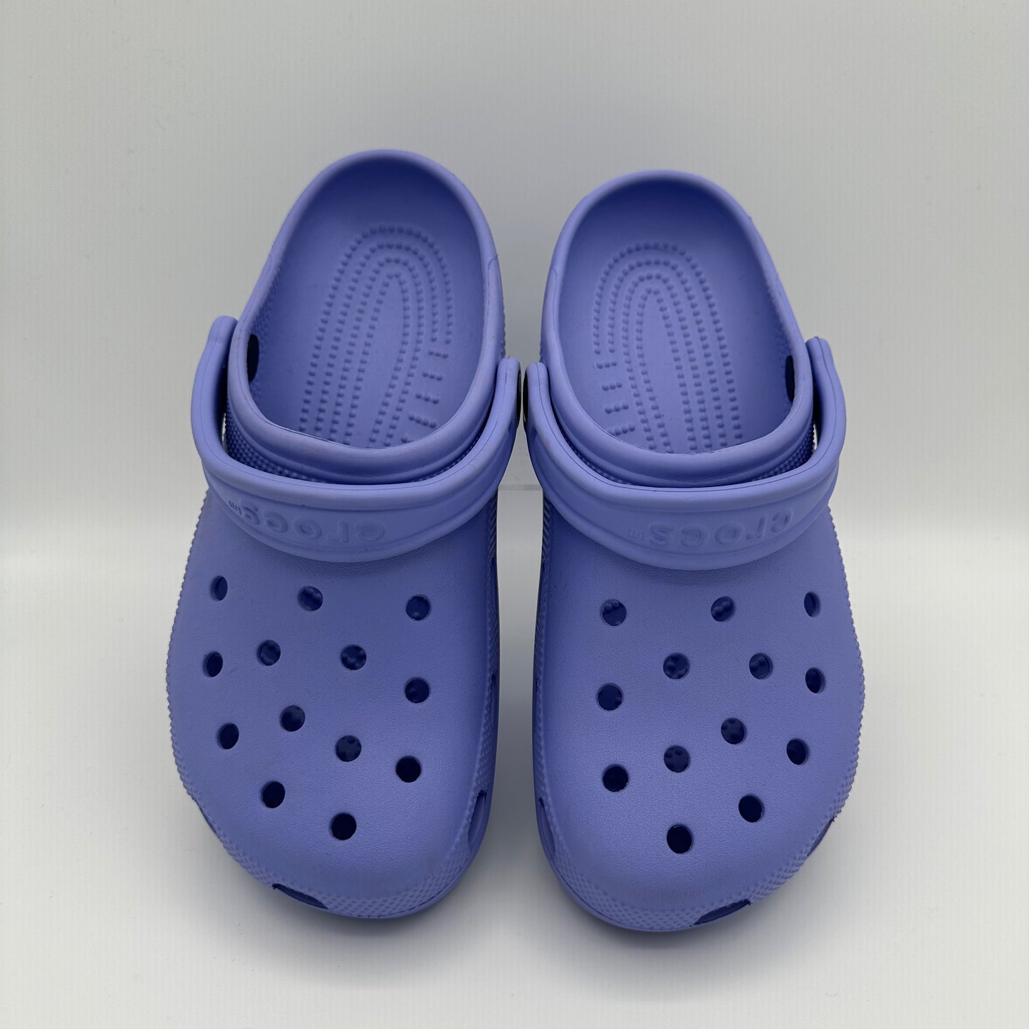 Crocs Clogs Purple *pre-owned* (SIZE 7Y)
