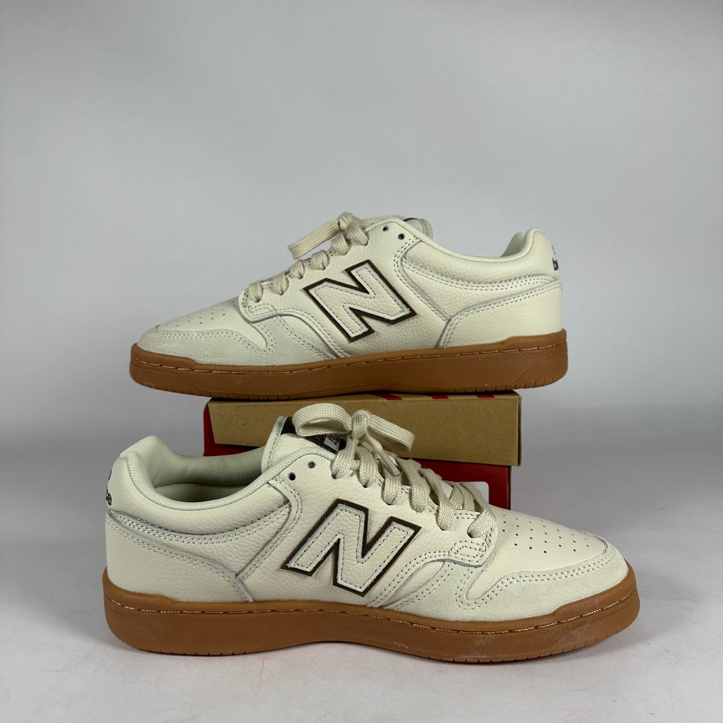 New Balance Numeric 480 Sea Salt Brown Gum *pre-owned* size 9