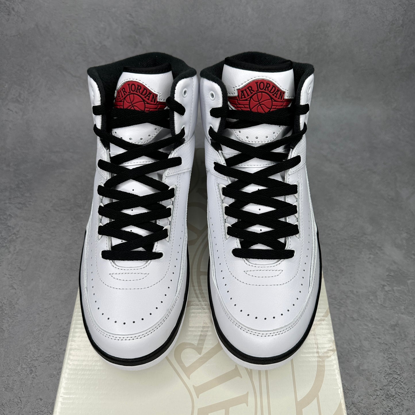 Jordan 2 Retro OG Chicago (2022)