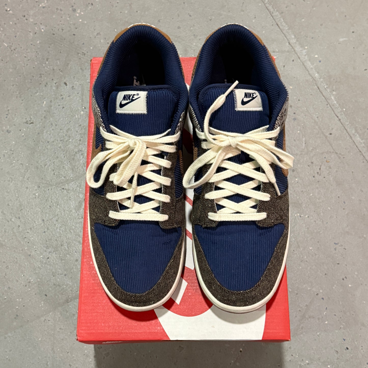 Nike Dunk Low Tweed Midnight Navy Corduroy *pre-owned* (SIZE 12)