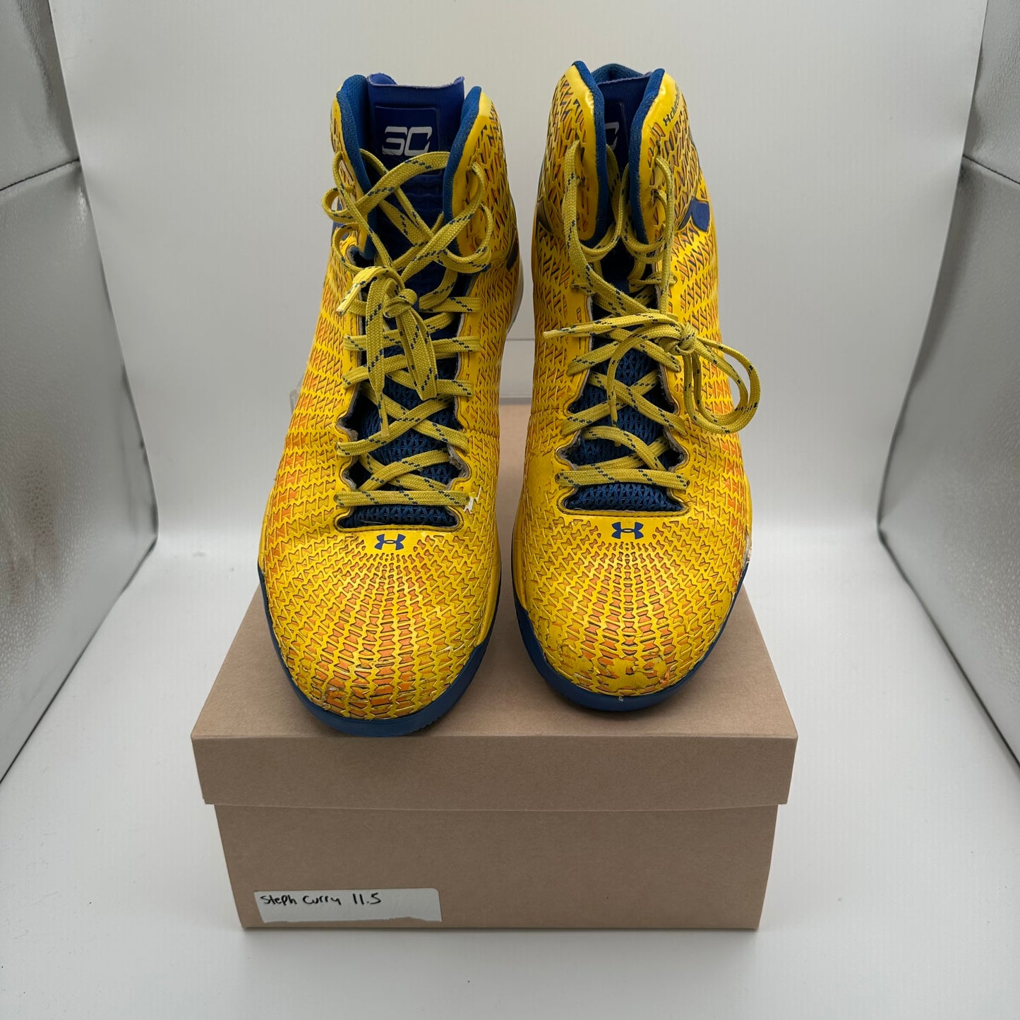 Under Armor Stephen Curry Blue Yellow Basketball Sneakers *pre-owned* (SIZE 11.5)