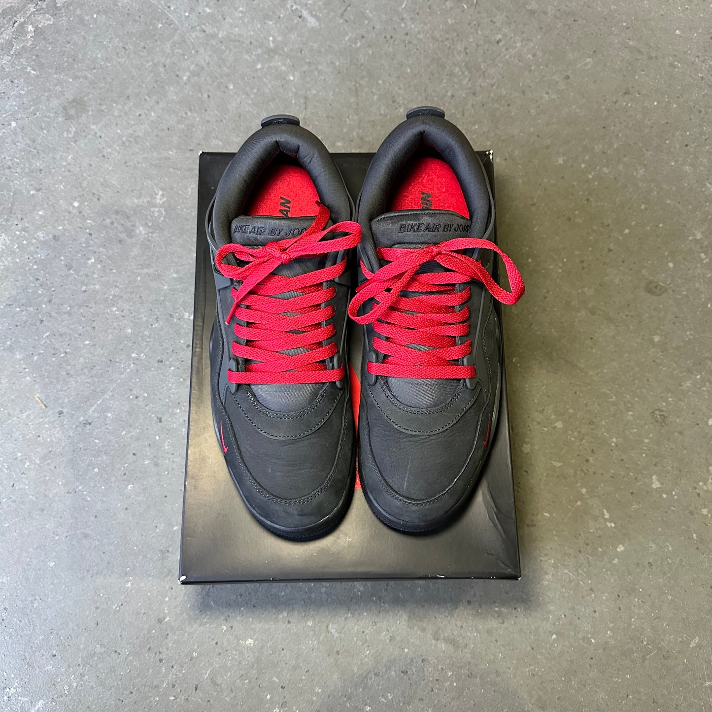 Jordan 4 RM SP Nigel Sylvester Driveway Grey *pre-owned* (SIZE 9.5)