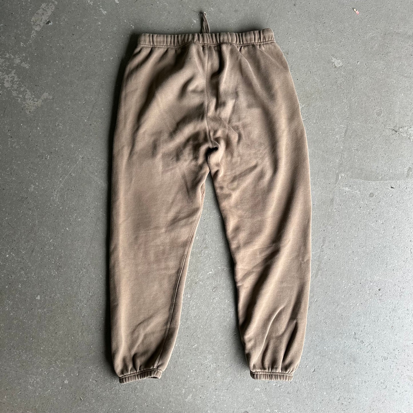 Fear of God Essentials Sweatpant Wood *pre-owned* (SIZE MEDIUM)