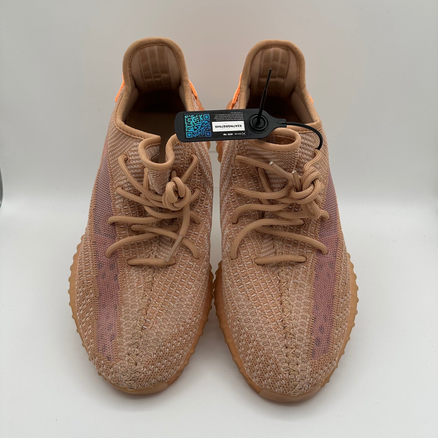 adidas Yeezy Boost 350 V2 Clay *pre-owned* (SIZE 10.5)