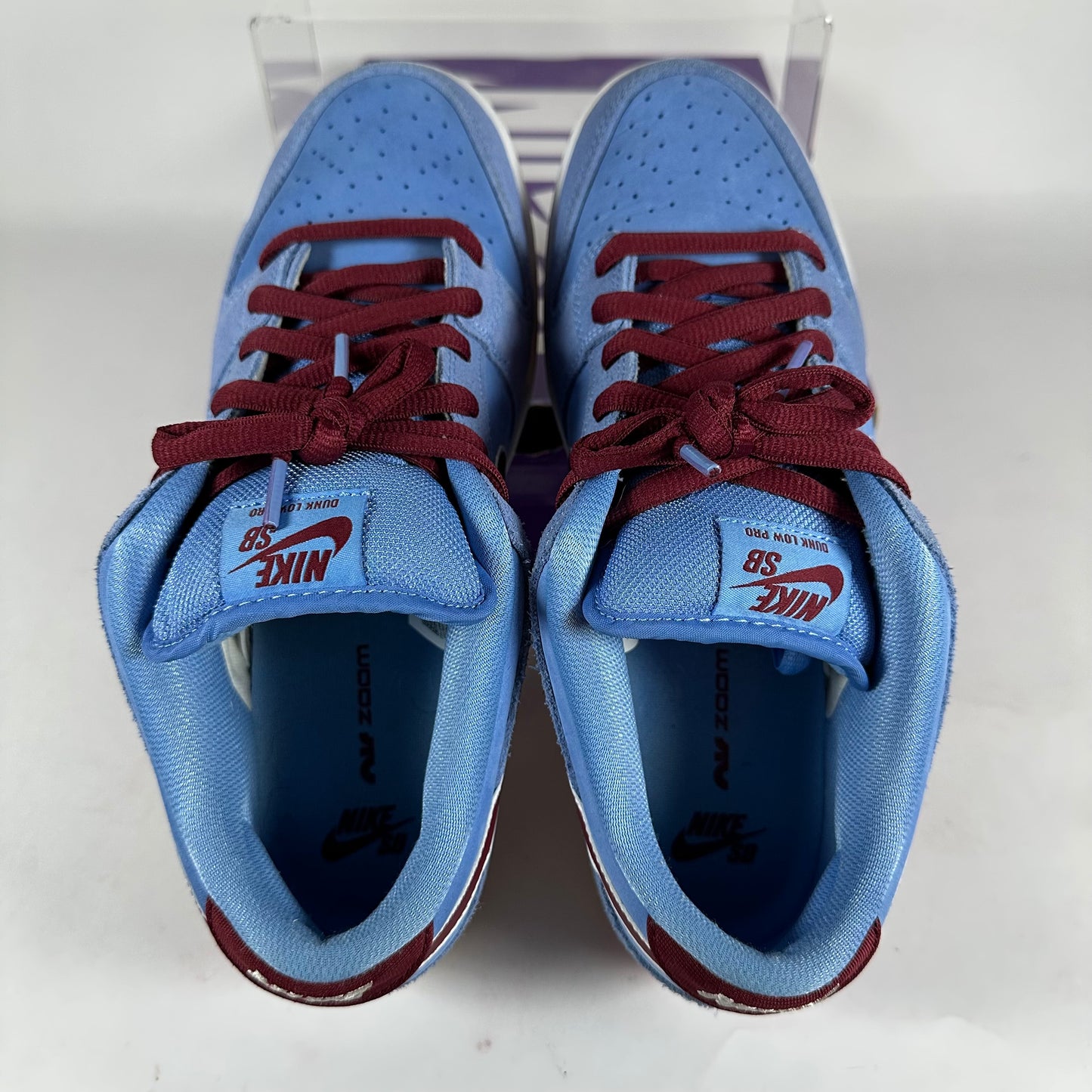 Nike SB Dunk Low Philadelphia Phillies *pre-owned* size 9.5