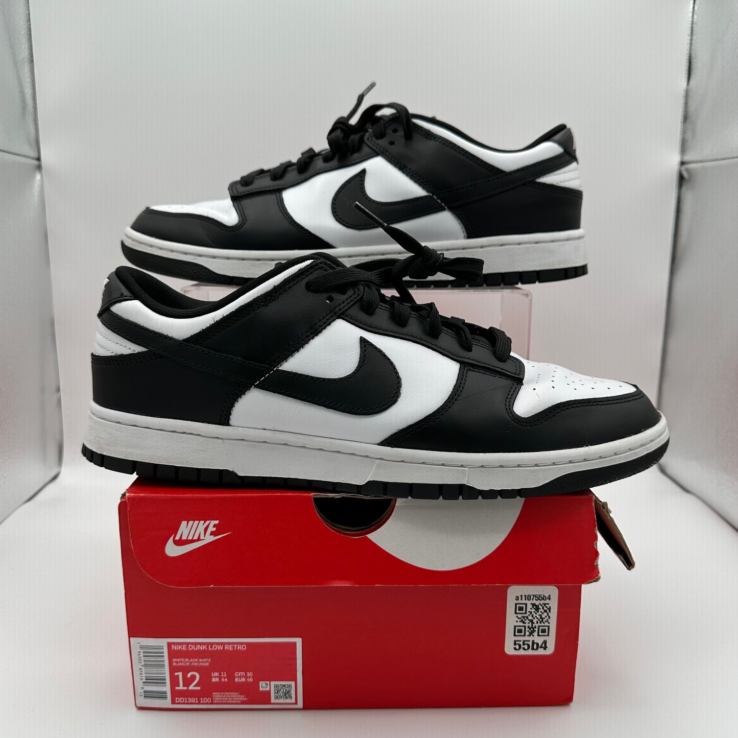 Nike Dunk Low Retro White Black Panda *pre-owned* (SIZE 12)