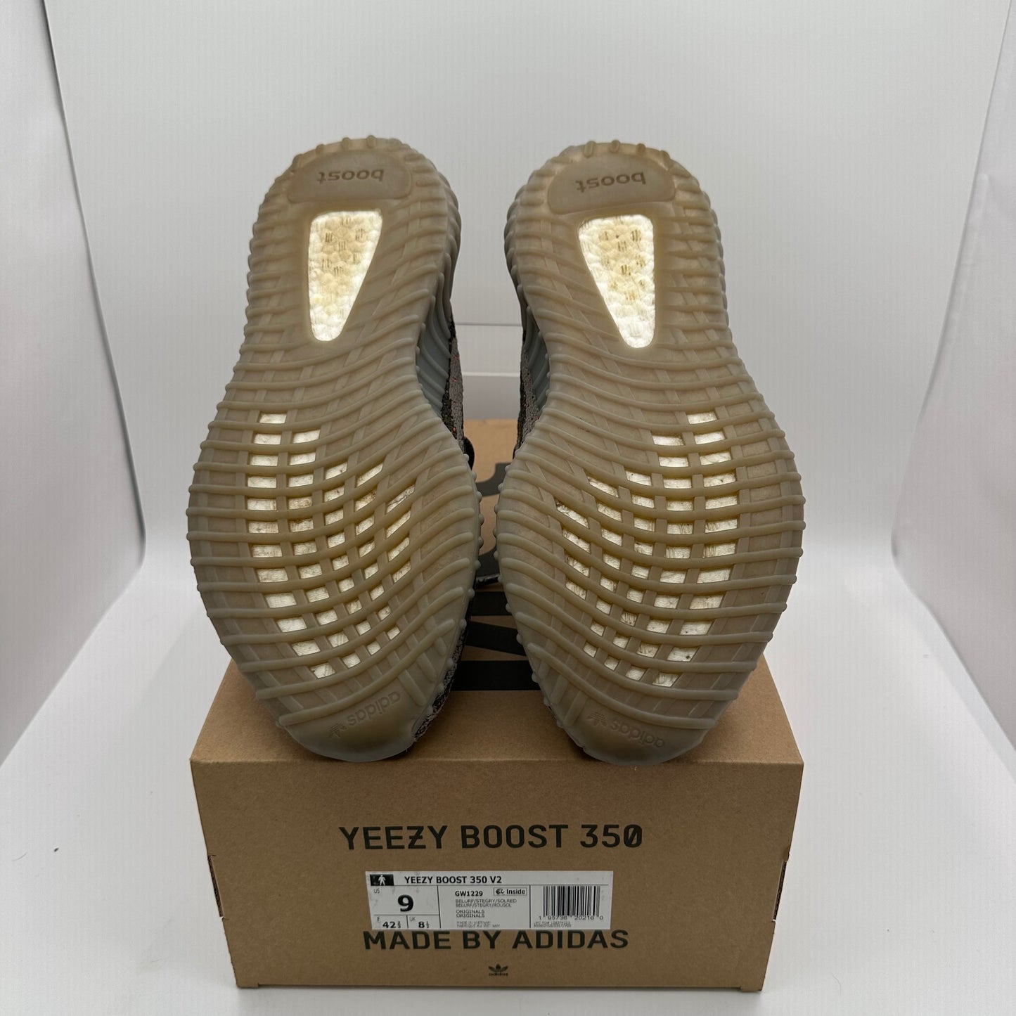 adidas Yeezy Boost 350 V2 Beluga *pre-owned* (SIZE 9)