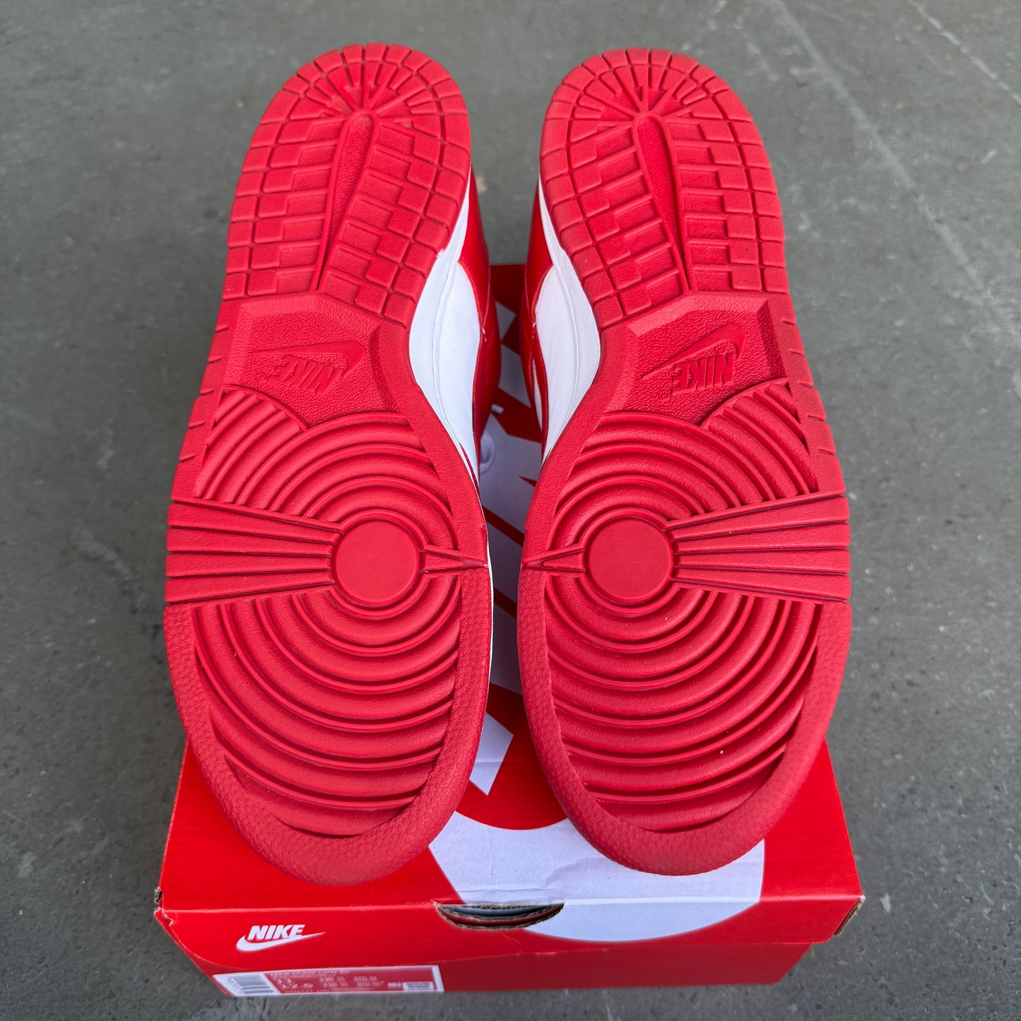 Nike Dunk Low SP St. John's *pre-owned* (Size 11)