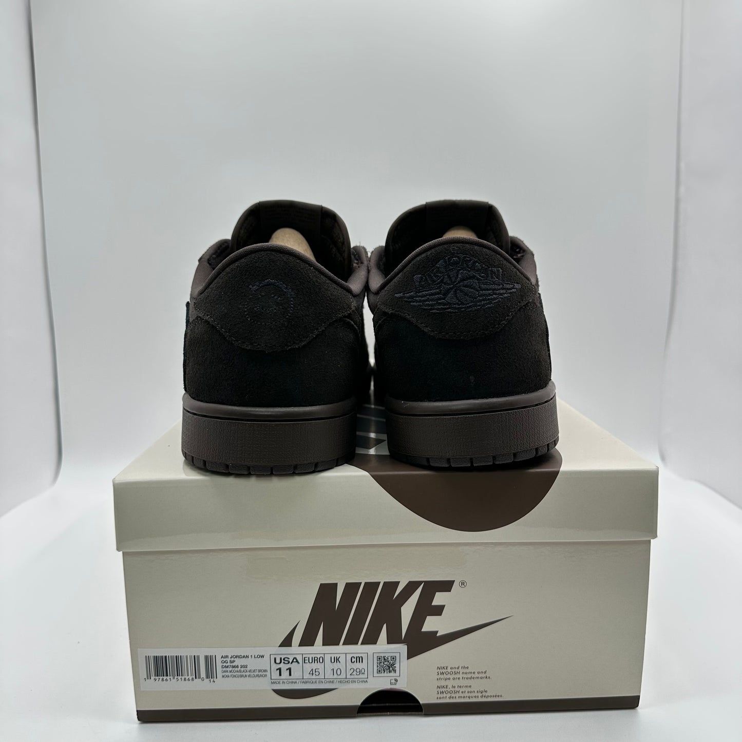 Jordan 1 Retro Low OG SP Travis Scott Velvet Brown *pre-owned* (SIZE 11)