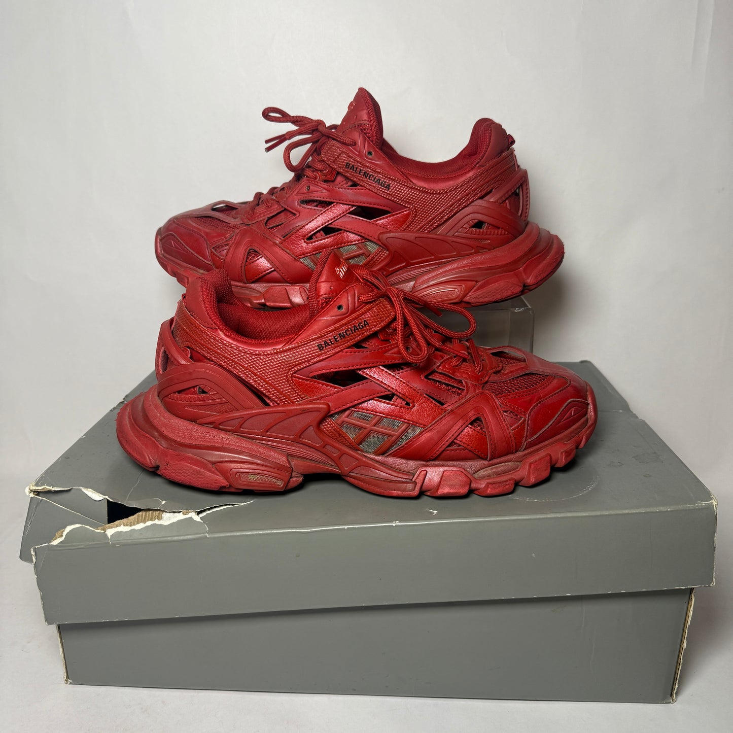 Balenciaga Track.2 Clear Sole Red *pre-owned* (SIZE US10/EU43)
