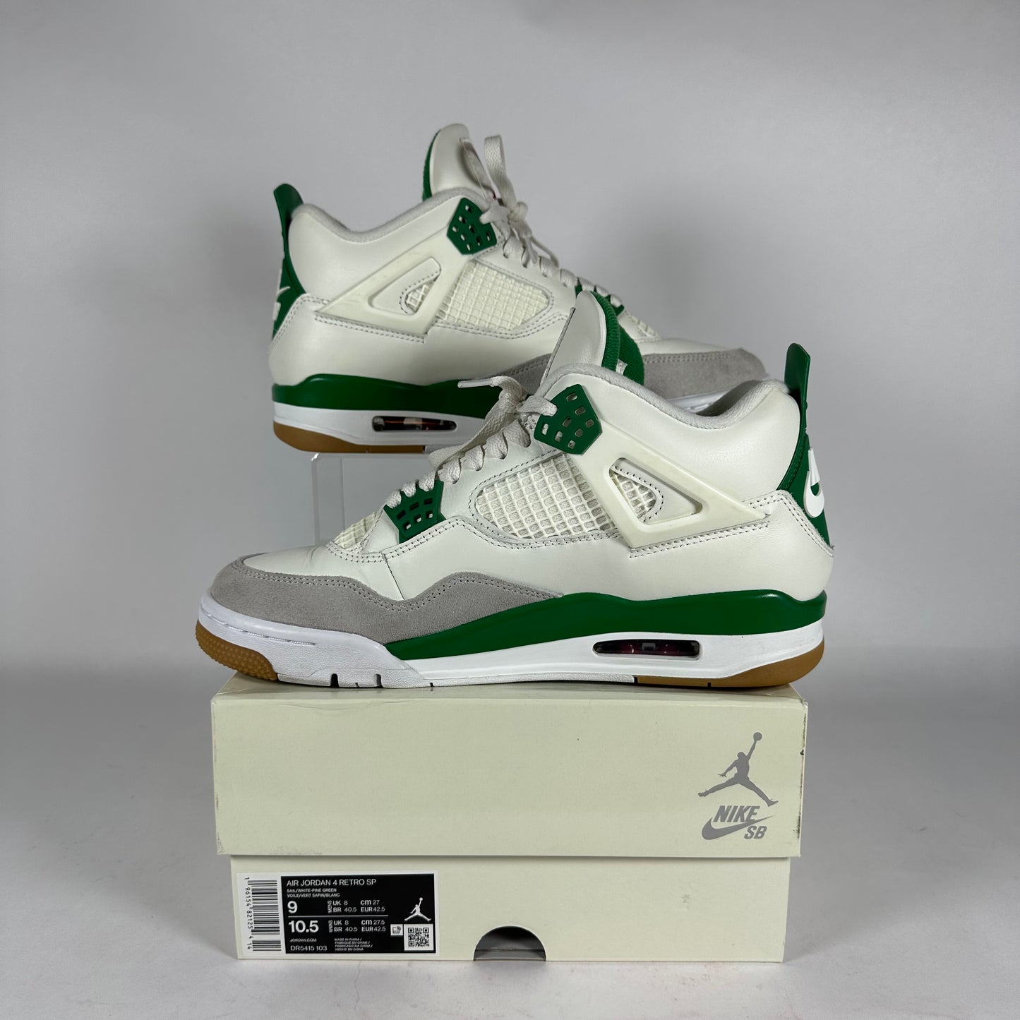 Jordan 4 SB Pine Green *pre-owned* size 9