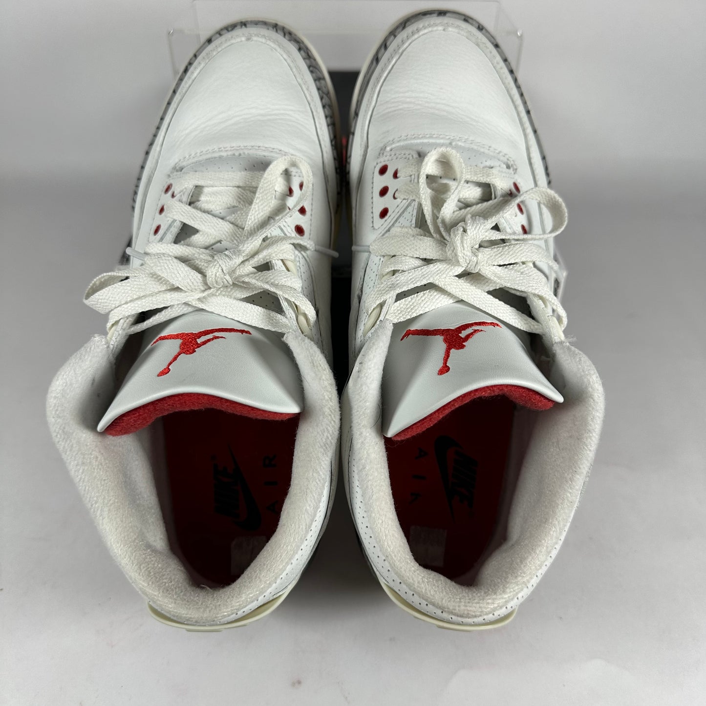 Jordan 3 White Cement *pre-owned* (SIZE 9)