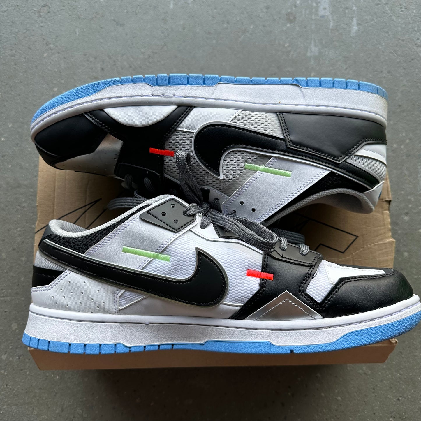 Nike Dunk Low Scrap Black Neutral Grey University Blue White *pre-owned* (SIZE 13)