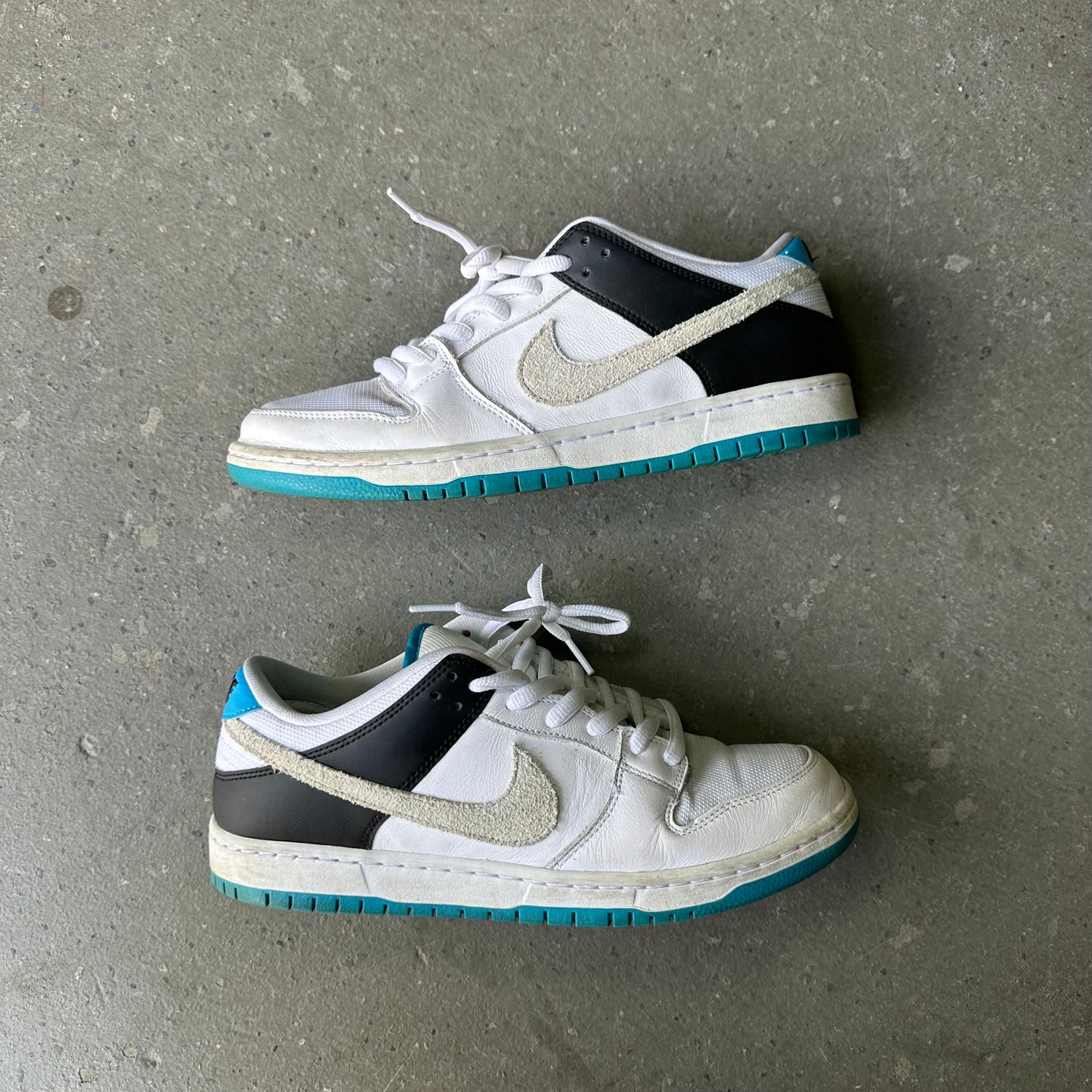 Nike SB Dunk Low Laser Blue *pre-owned* (SIZE 10)