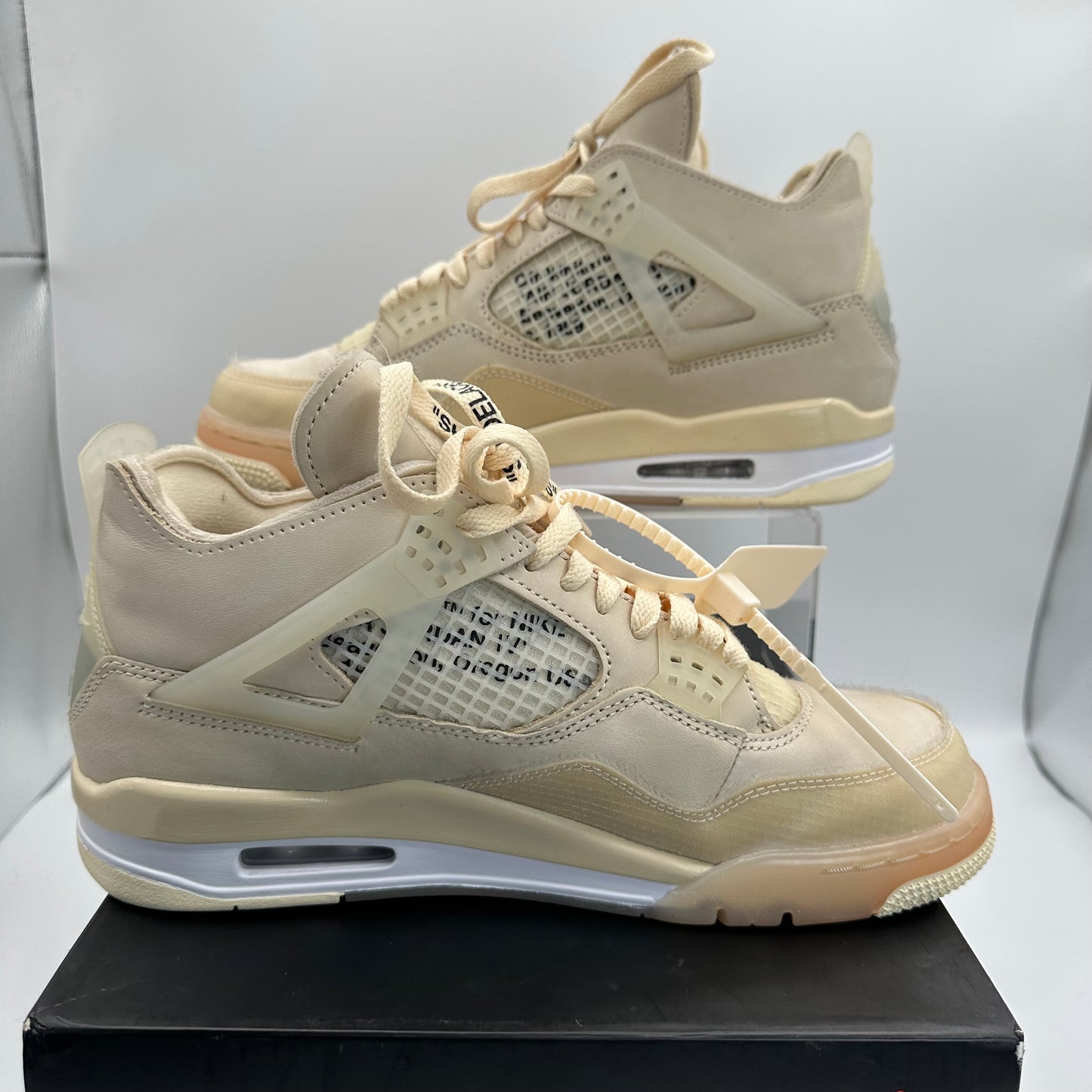 Jordan 4 Retro Off White Sail (Women’s) *pre-owned* (Size 10W/8.5M)