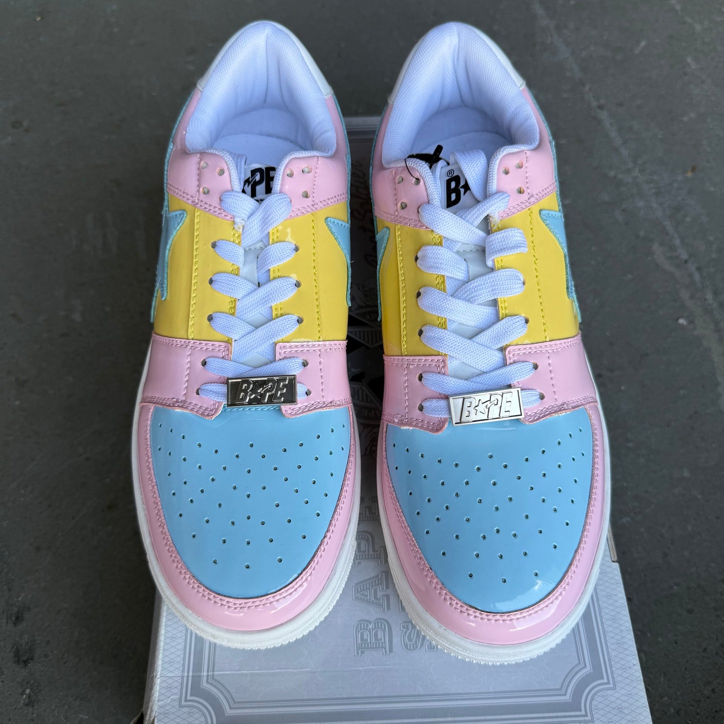 A Bathing Ape Bape Sta Low Tri-Color Pink (2018) *pre-owned* VNDS (SIZE 9.5)