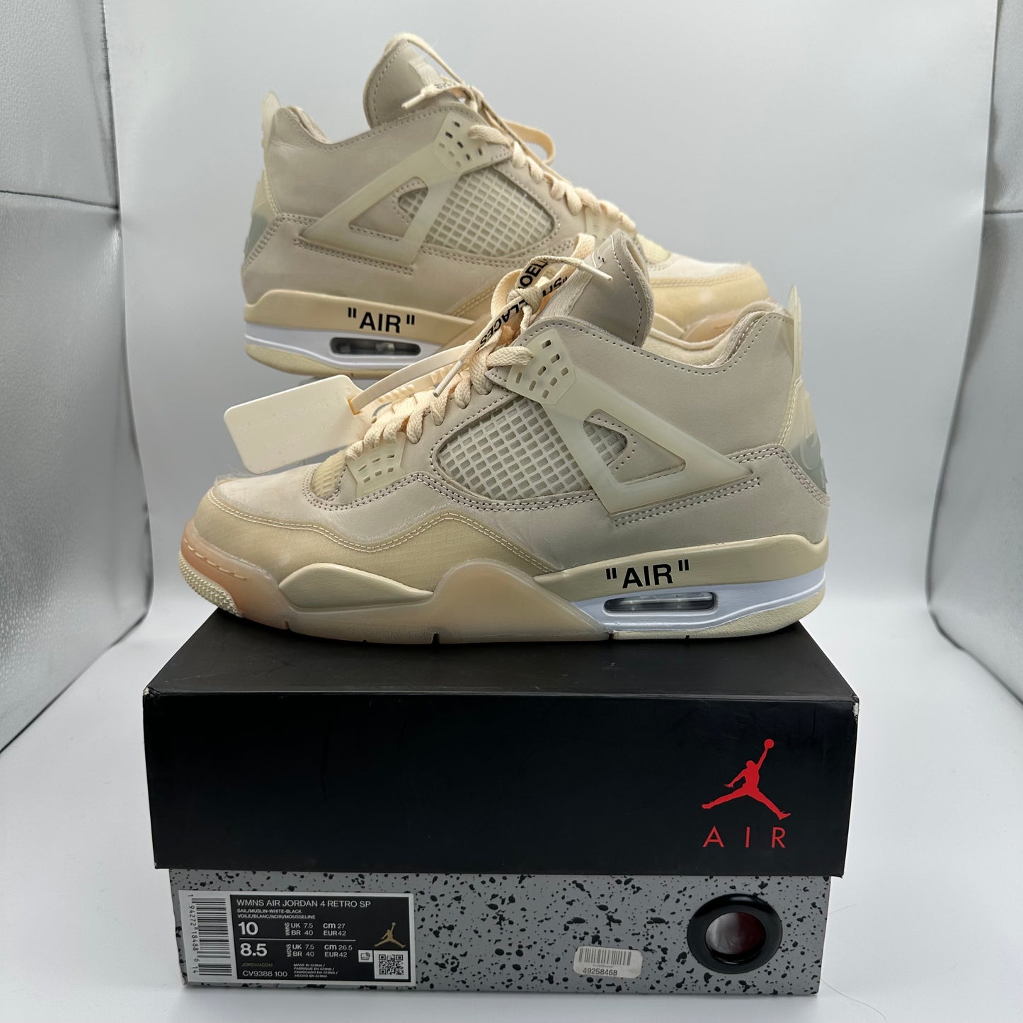 Jordan 4 Retro Off White Sail (Women’s) *pre-owned* (Size 10W/8.5M)
