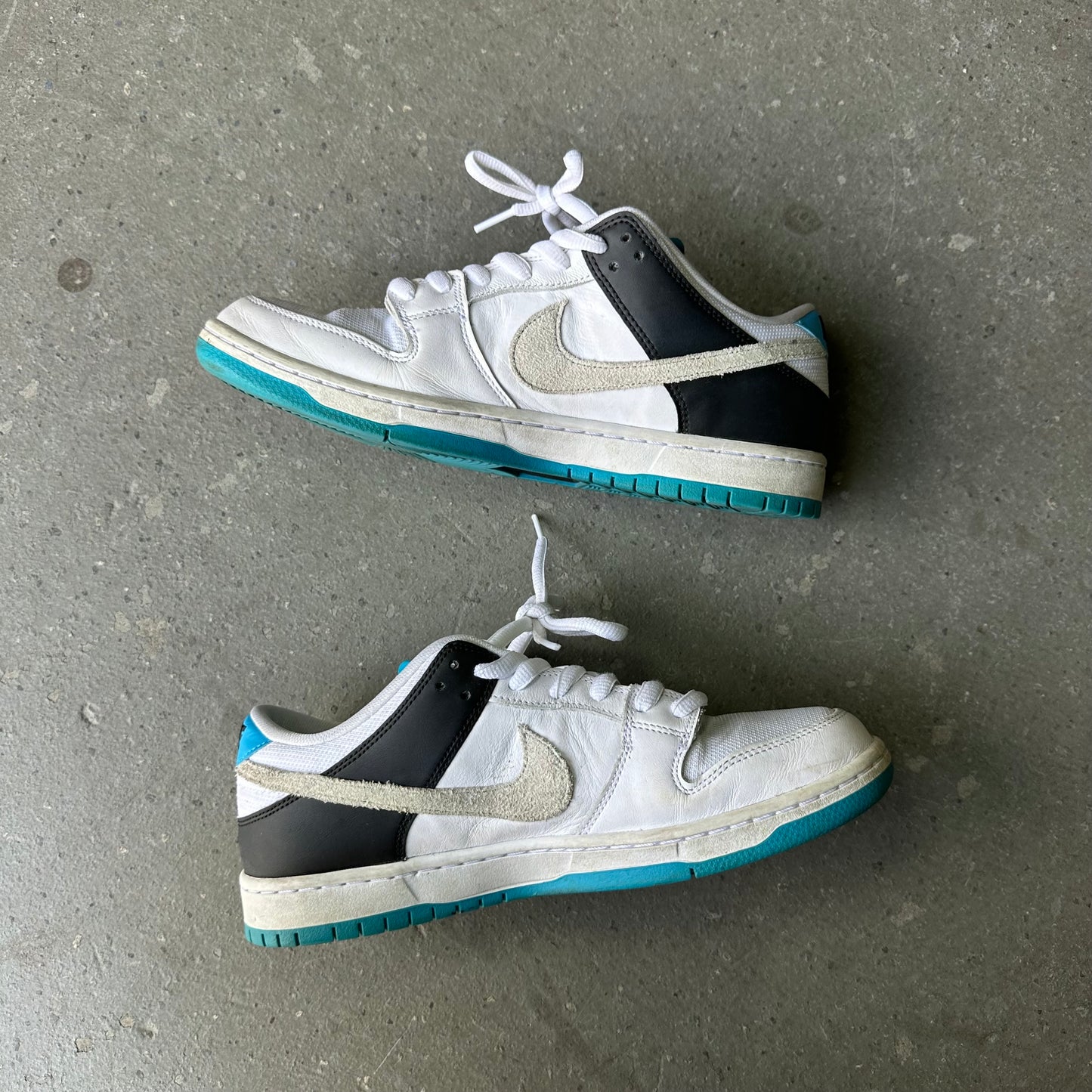 Nike SB Dunk Low Laser Blue *pre-owned* (SIZE 10)