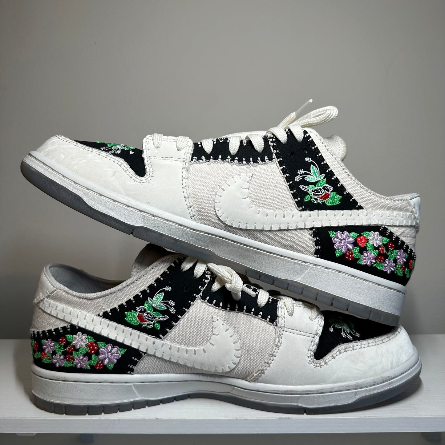 Nike SB Dunk Low Decon N7 Black Sail *pre-owned* (SIZE 12)