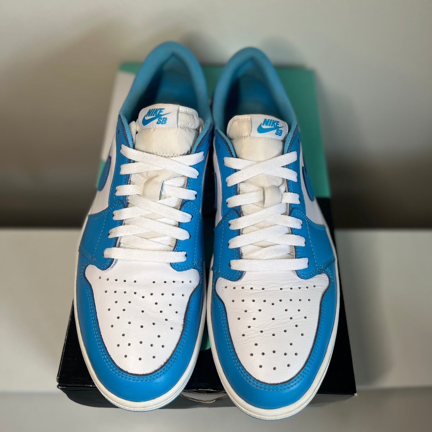 Jordan 1 Low SB UNC *pre-owned* (SIZE 12)