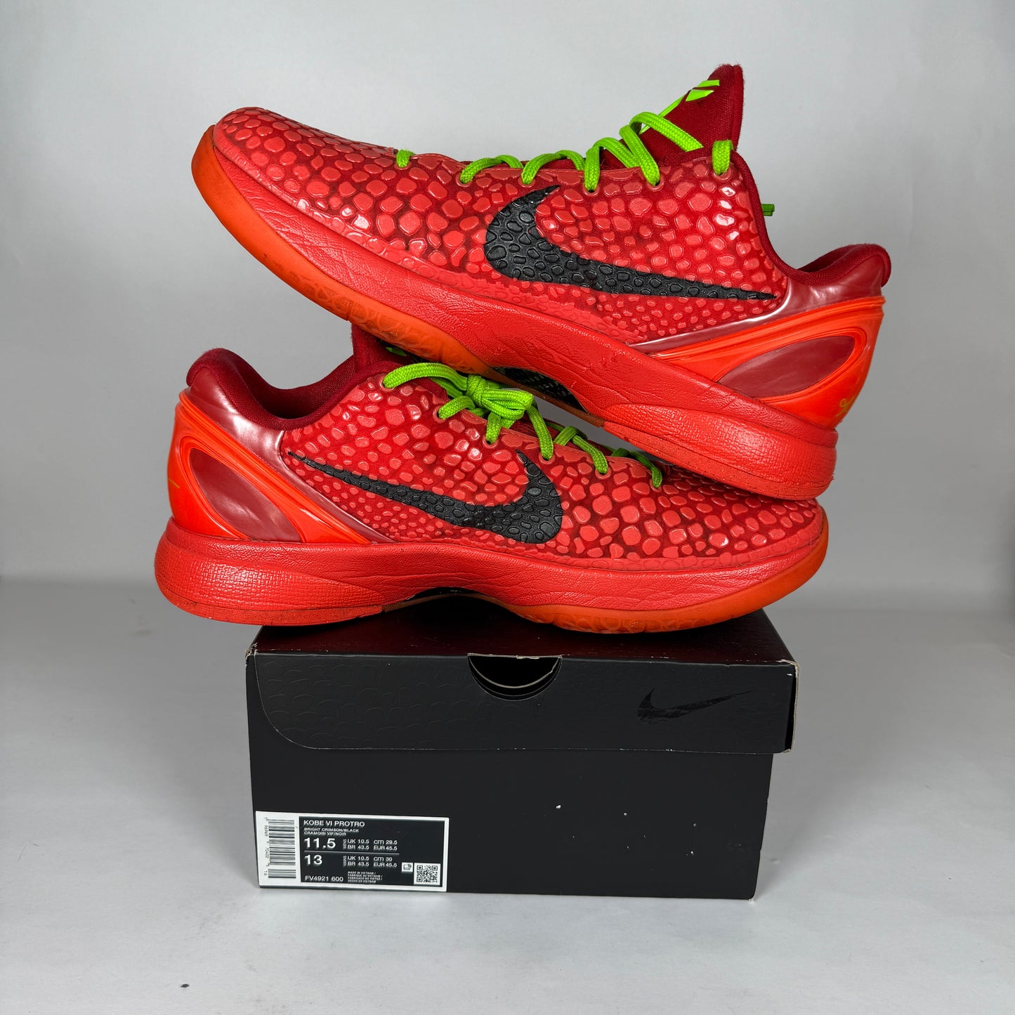 Nike Kobe 6 Protro Reverse Grinch *pre-owned) (SIZE 11.5)