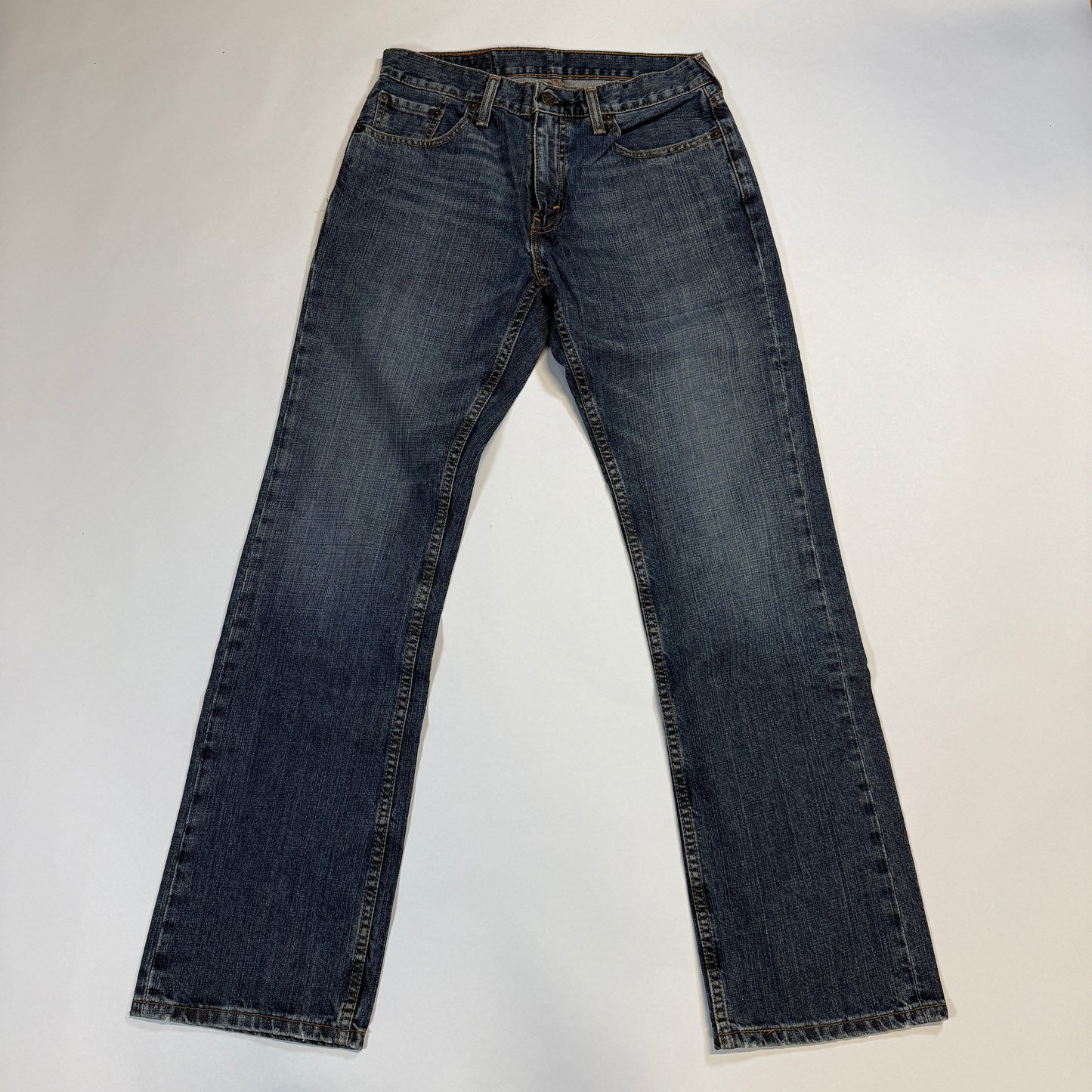 Levis 559 Dark Wash Jeans *pre-owned* (30x34), Levi’s 559 dark wash jeans, pre-owned and in great condition. Relaxed straight fit for everyday wear.
