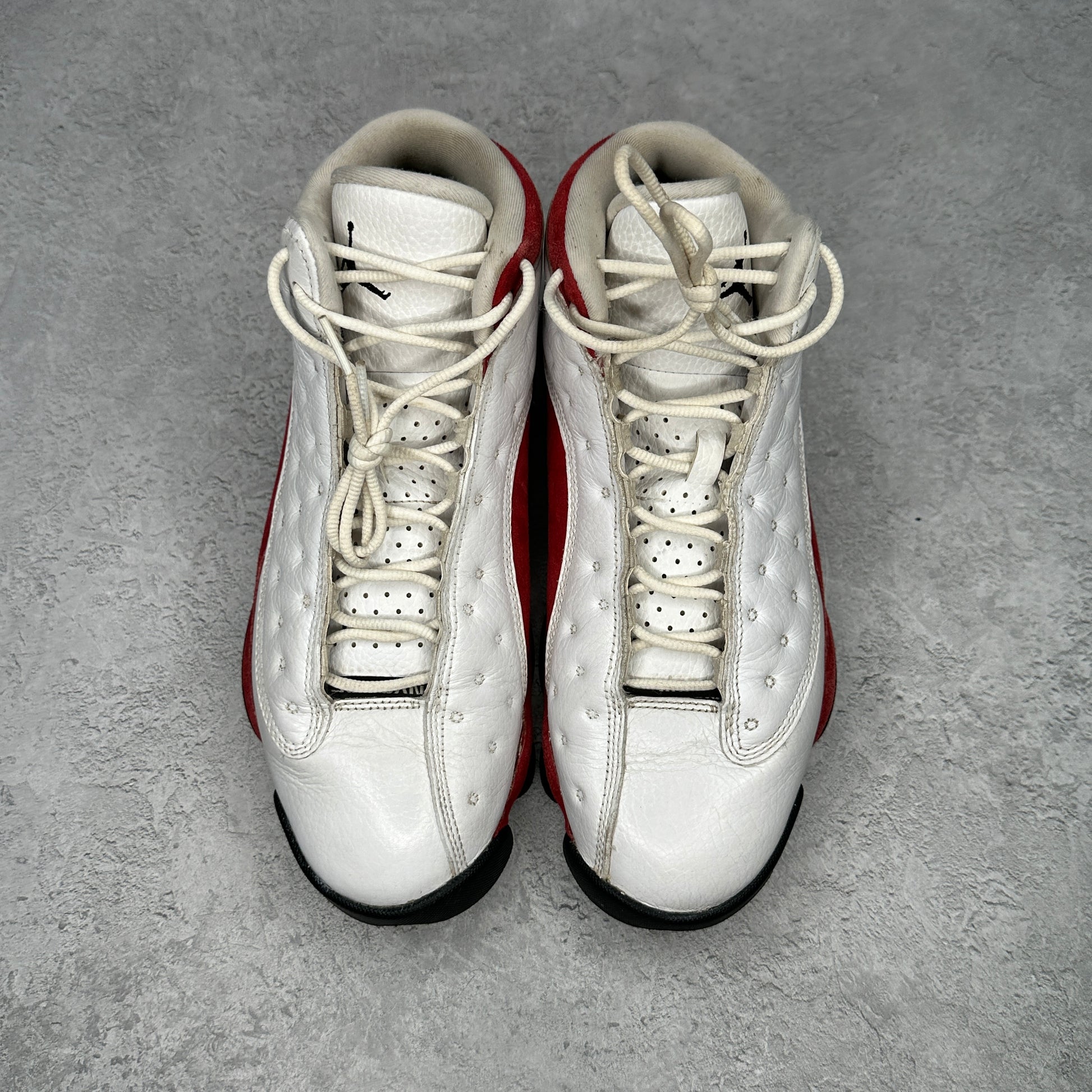 Jordan 13 Retro OG Chicago (2017) *pre-owned* SIZE 8