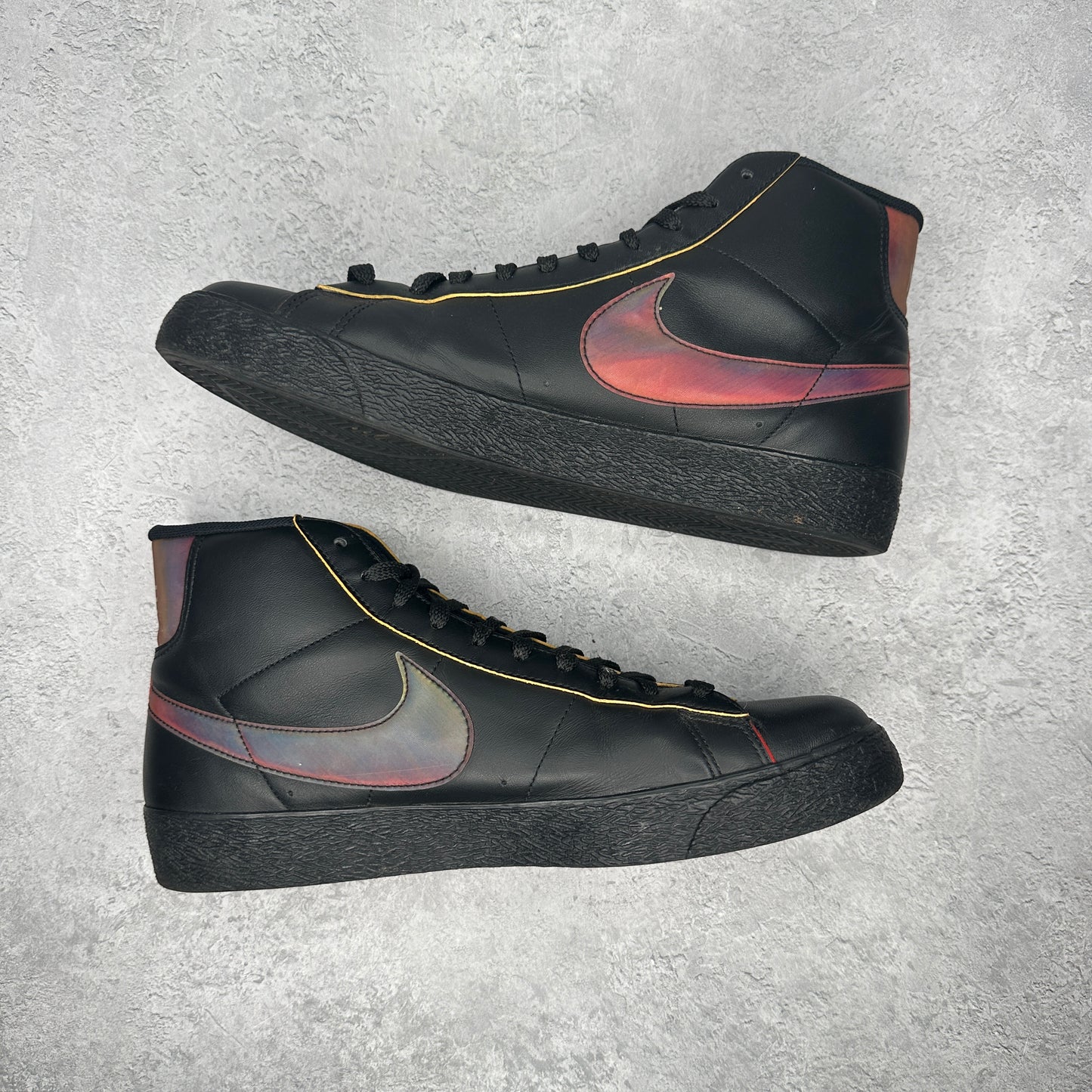 Nike Blazer High Premium Ds Basketball Sneakers Black/Metallic Silver-Chl Red *pre-owned* SIZE 11.5