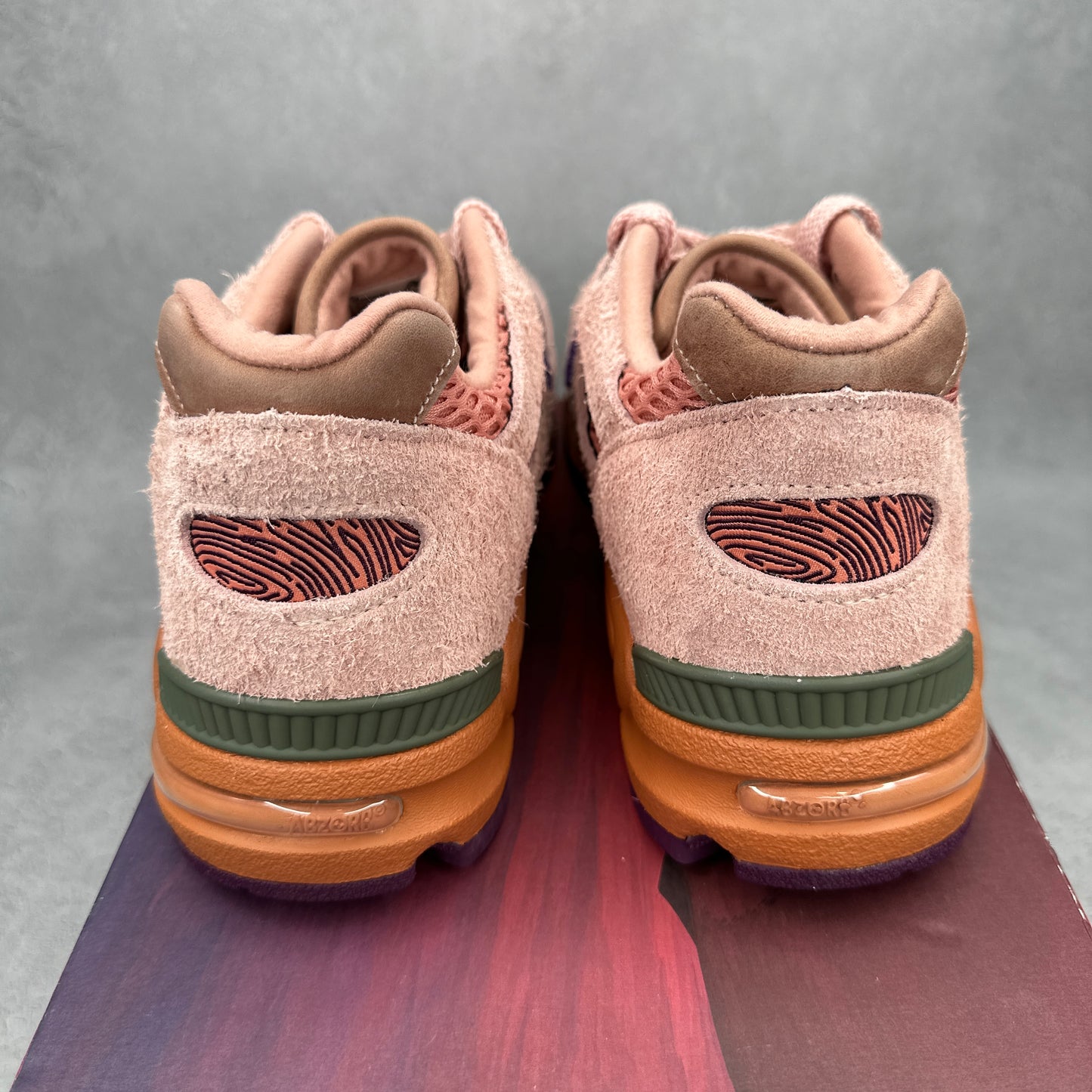 New Balance 990v2 Salehe Bembury Sand Be The Time PADS *pre-owned* SIZE 10