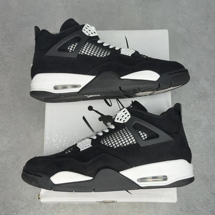 Jordan 4 Retro White Thunder - Image 1