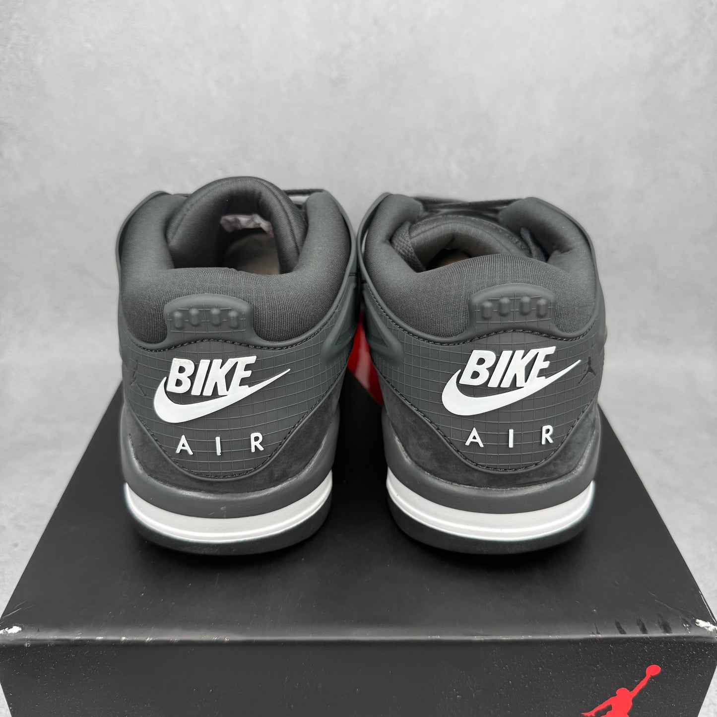 Jordan 4 RM SP Nigel Sylvester Driveway Grey