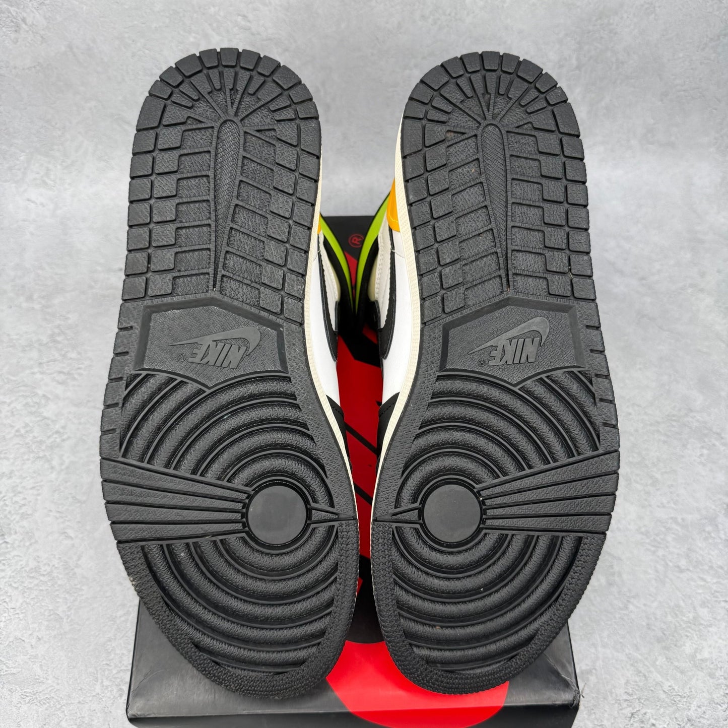 Jordan 1 Retro High White Black Volt University Gold *pre - owned* SIZE 11 - Kicks Collective PA - Jordan - 555088-118 - Men's Shoes - 11M/12.5W - Pre - Owned - Replacement Box