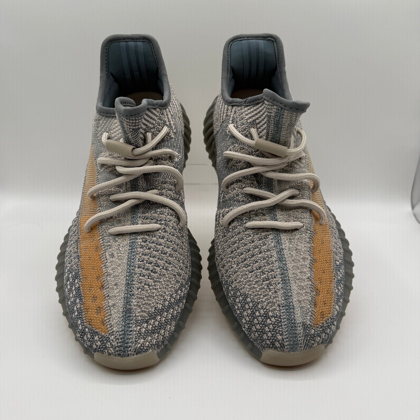 adidas Yeezy Boost 350 V2 Israfil front of shoe