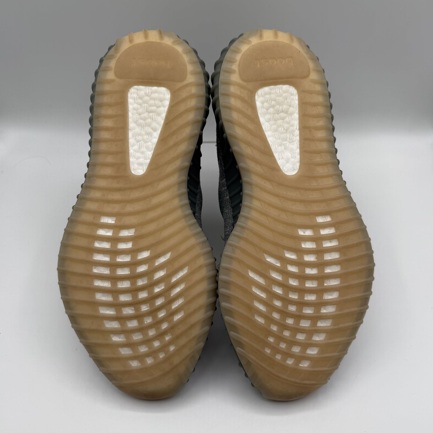 adidas Yeezy Boost 350 V2 Israfil soles of shoe