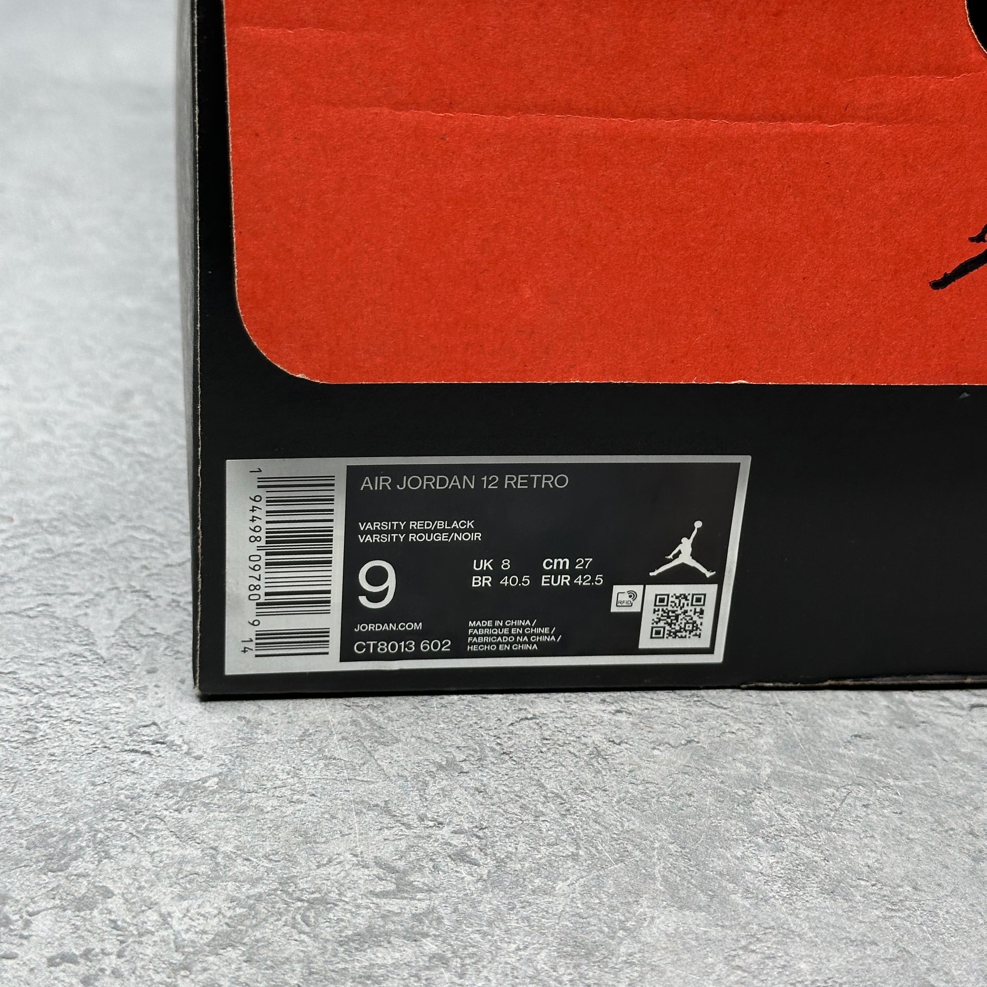 Jordan 12 Retro Reverse Flu Game *pre-owned* SIZE 9
